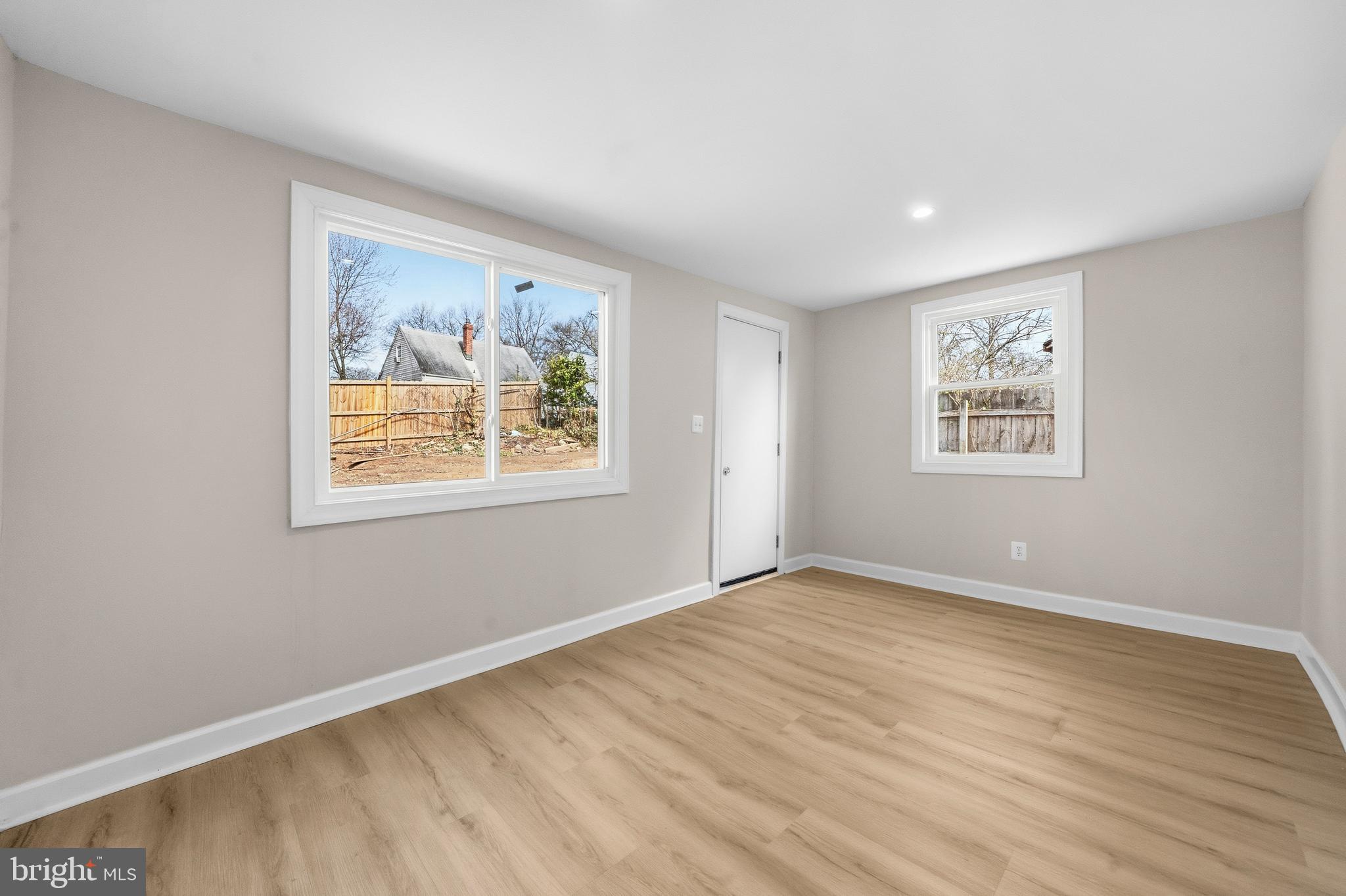 WASHINGTON SUBURBAN HOME - Residential