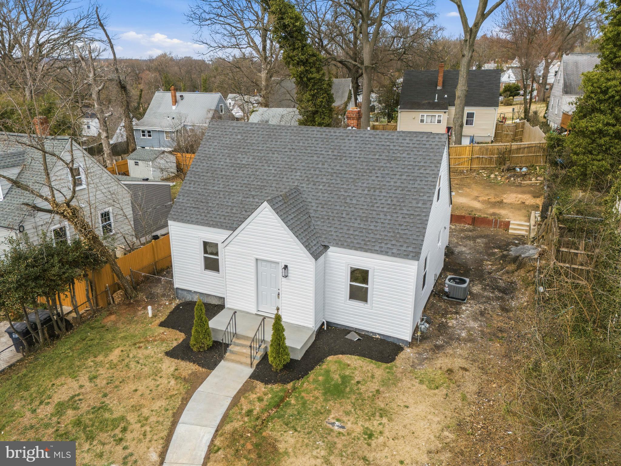 WASHINGTON SUBURBAN HOME - Residential