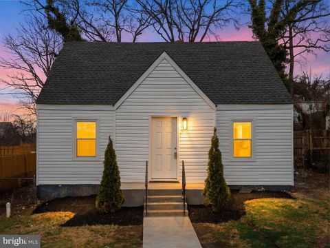 Homes For Sale - 5428 Taussig Road<br/> BLADENSBURG, MD 20710