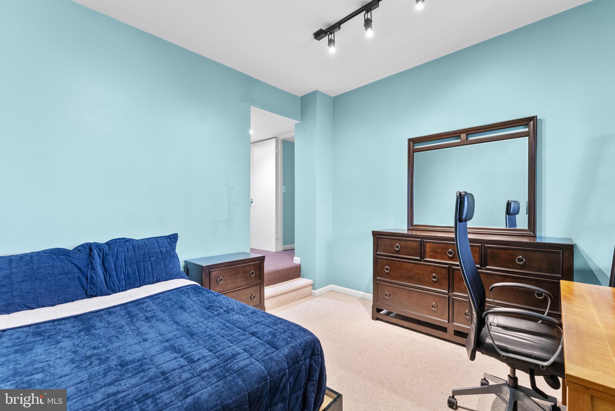 WORTHINGTON RIDGE - Residential