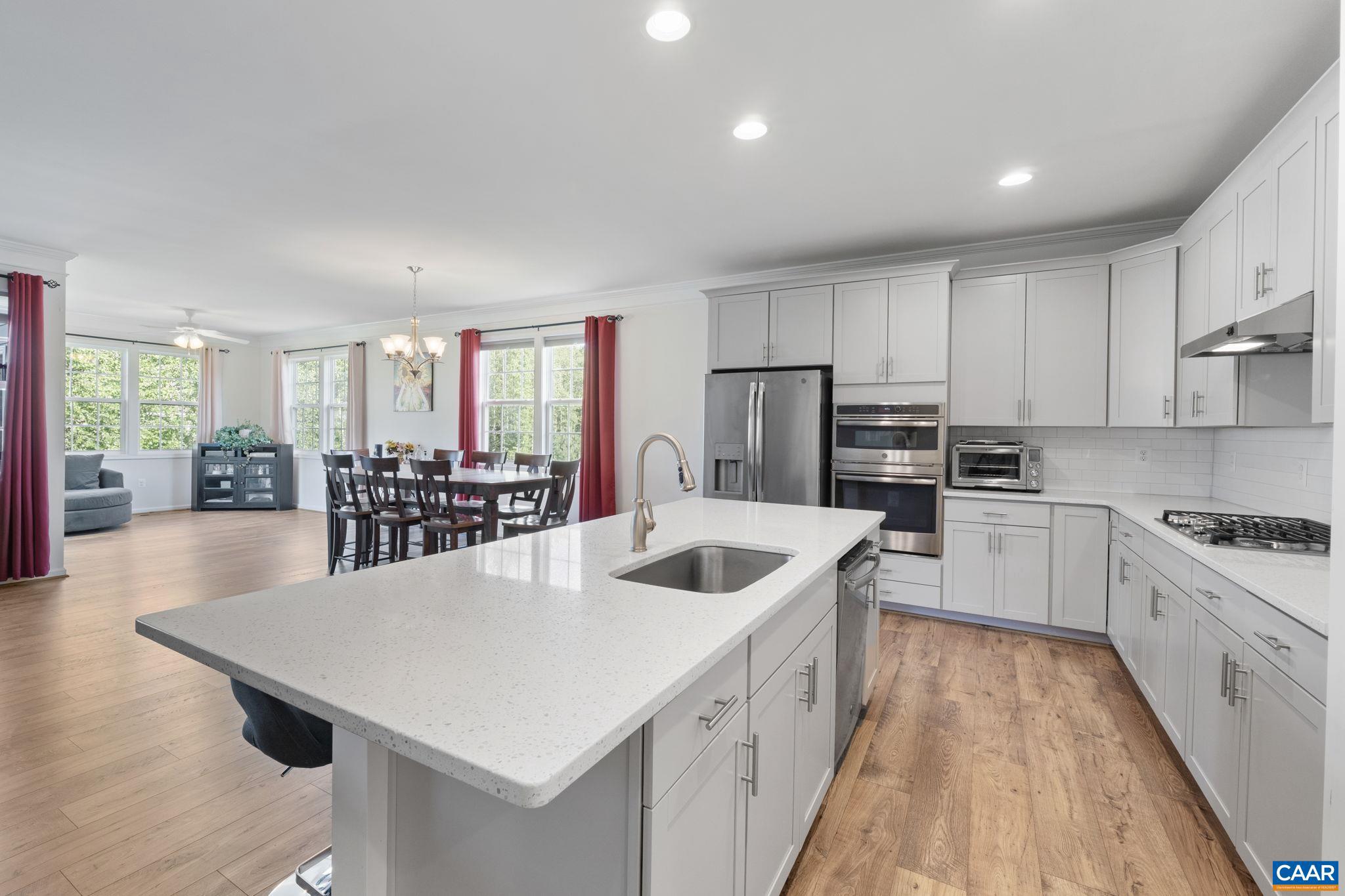 130 CHERRYWOOD CT