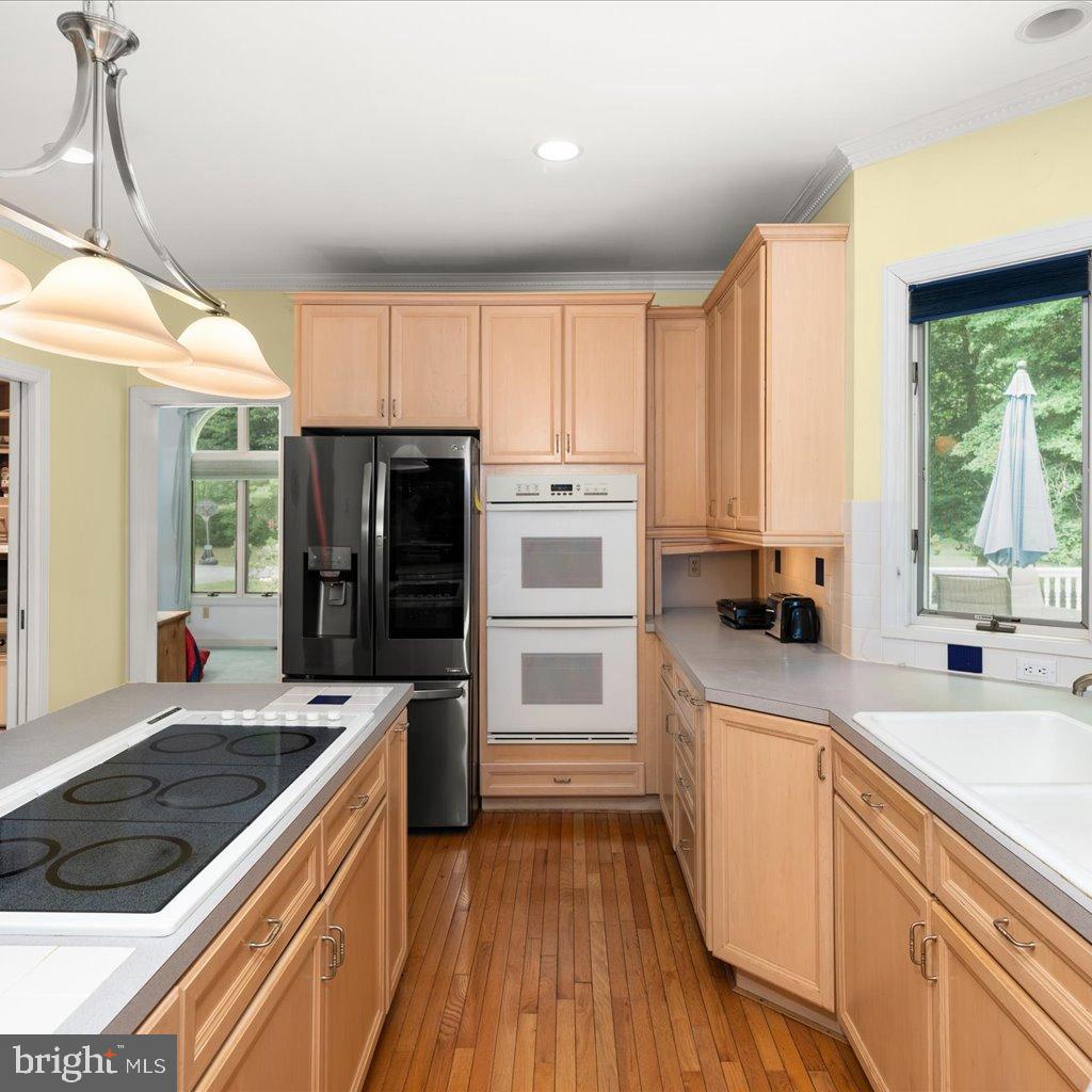 MILL CREEK ACRES - Residential