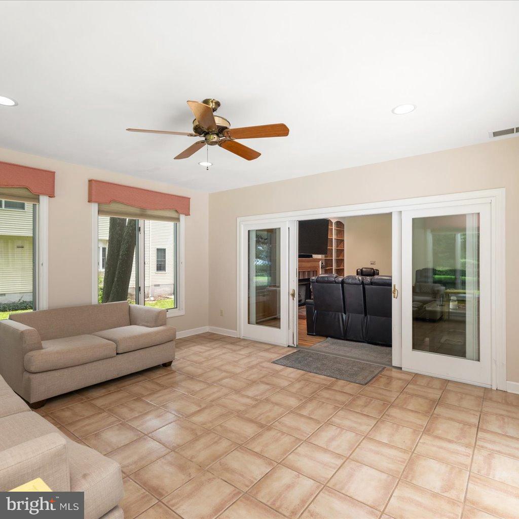 MILL CREEK ACRES - Residential