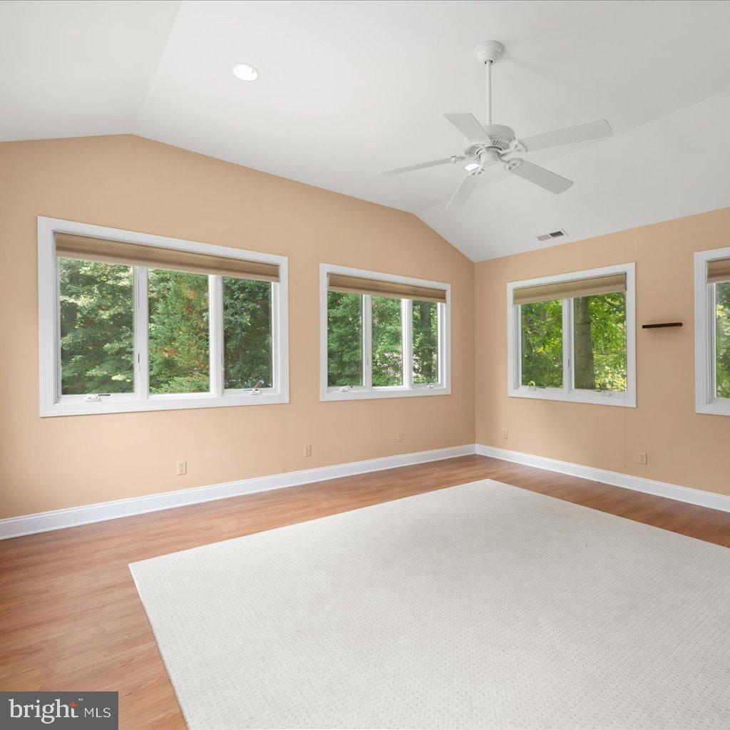 MILL CREEK ACRES - Residential