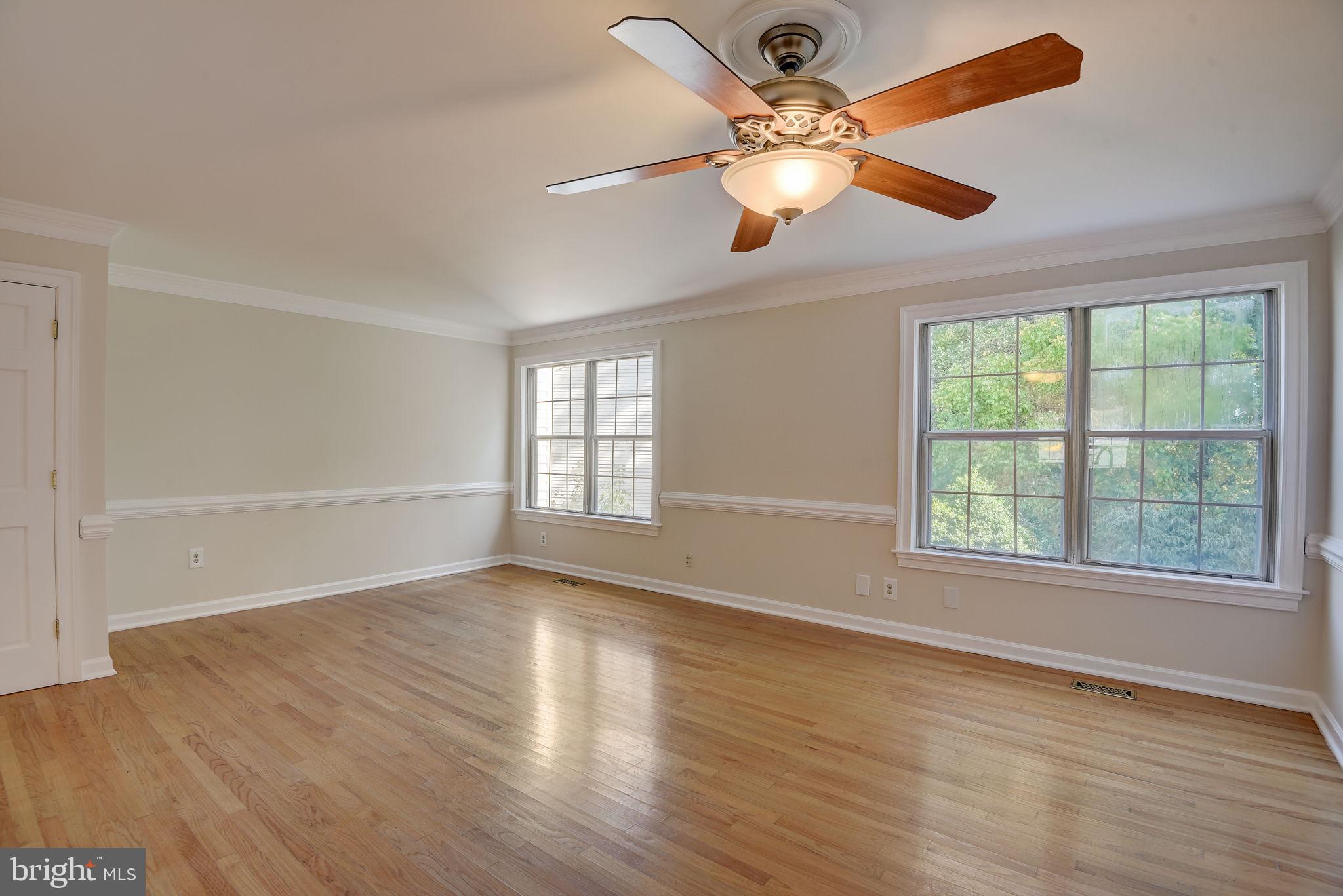 GUNNERS LAKE VILLAGE - Residential