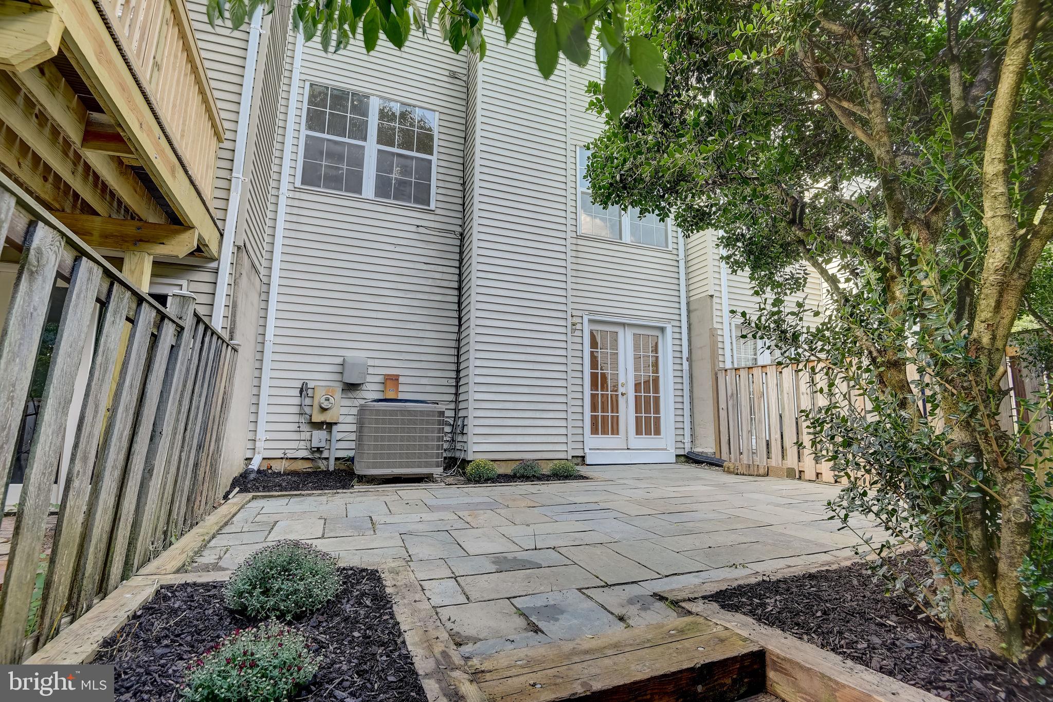 GUNNERS LAKE VILLAGE - Residential