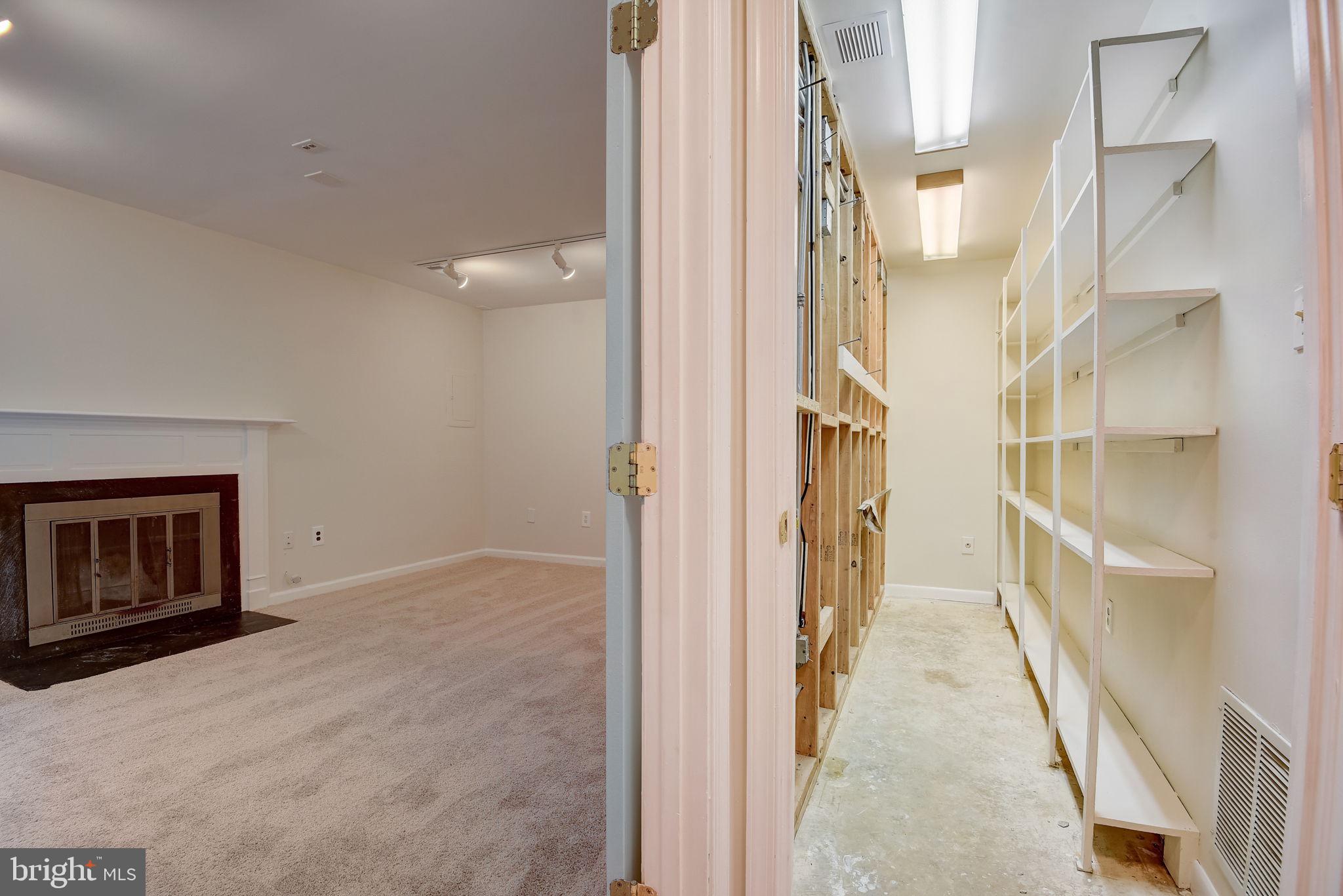 GUNNERS LAKE VILLAGE - Residential