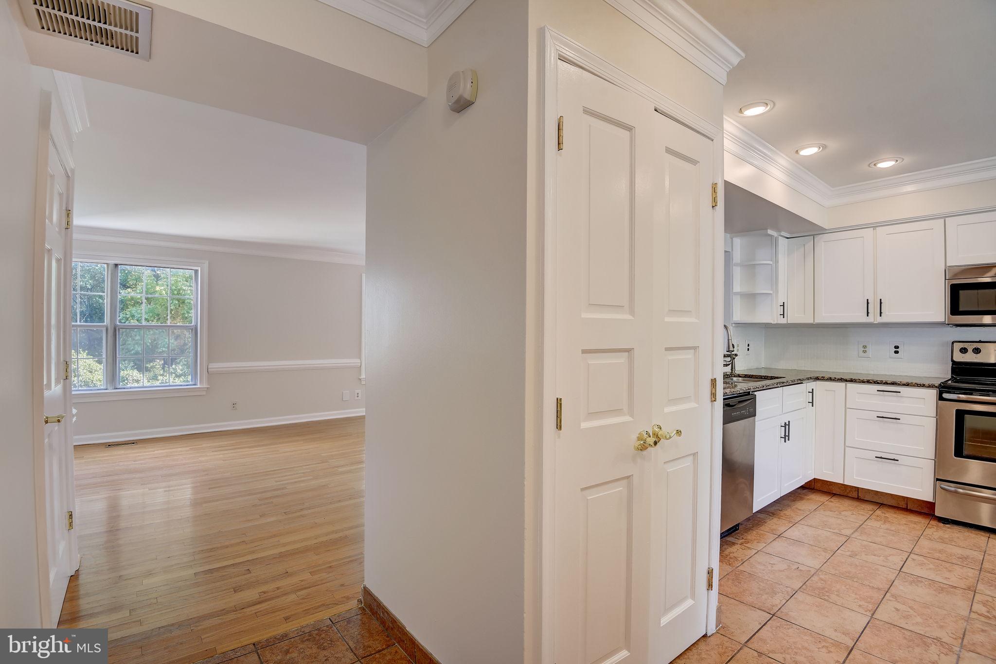 GUNNERS LAKE VILLAGE - Residential