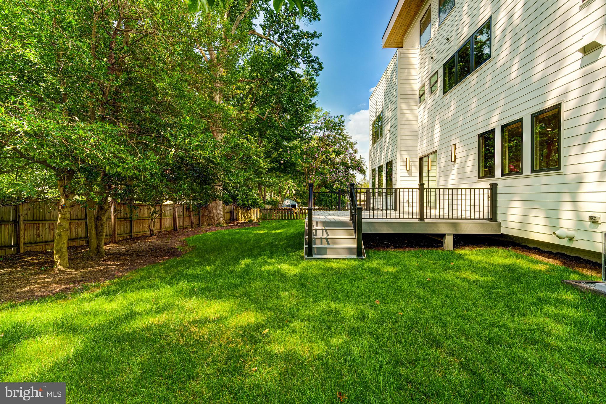 VIENNA WOODS - Residential