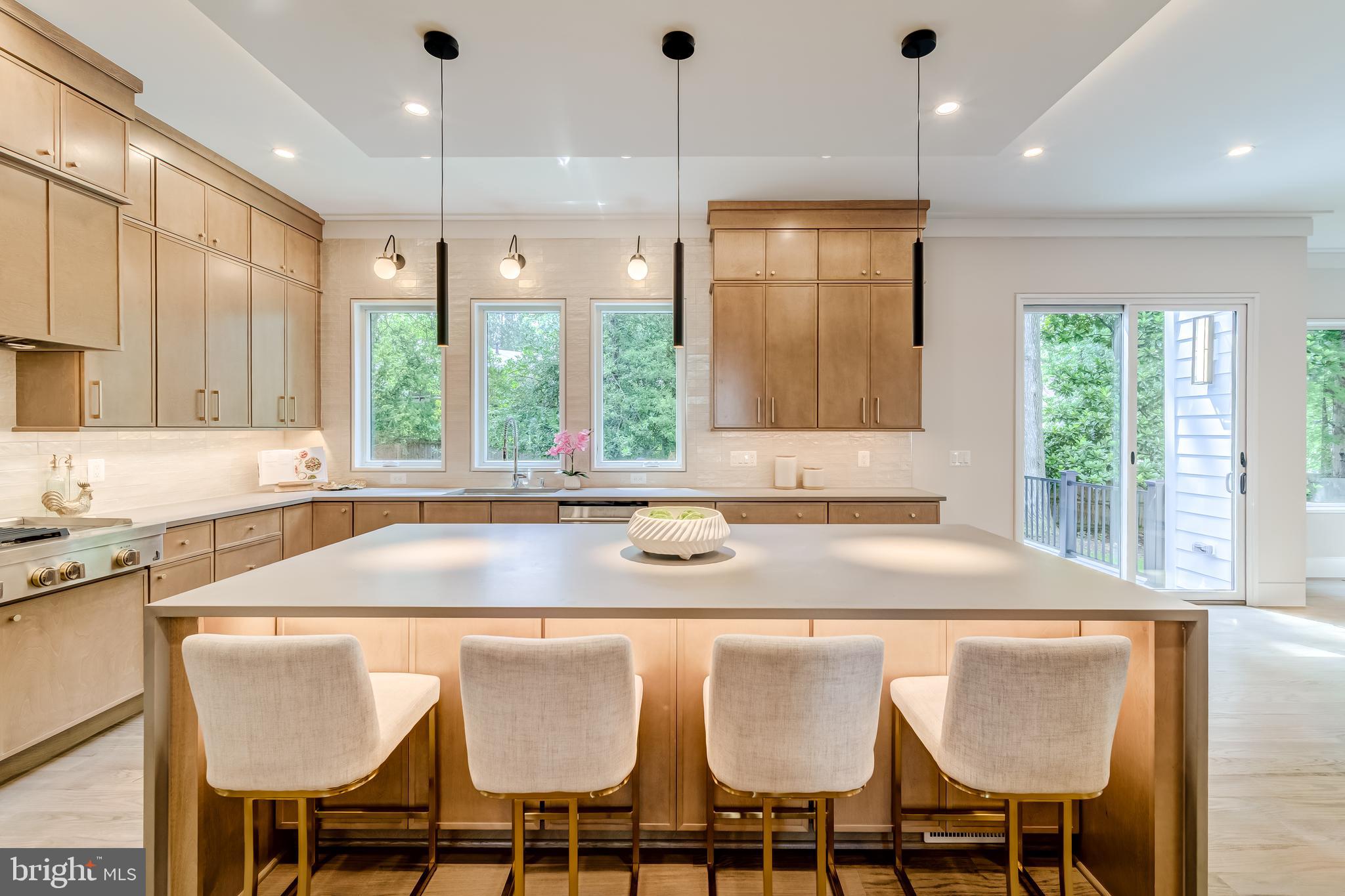 VIENNA WOODS - Residential