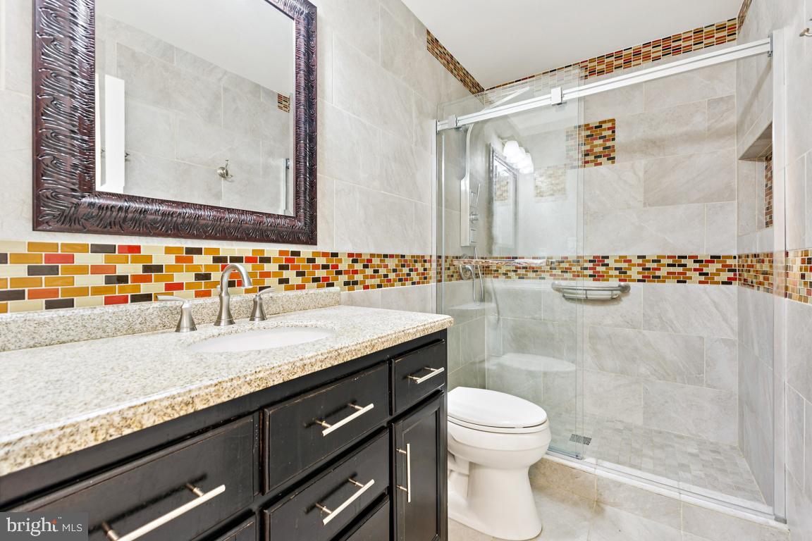 WILLOUGHBY WOODS - Residential