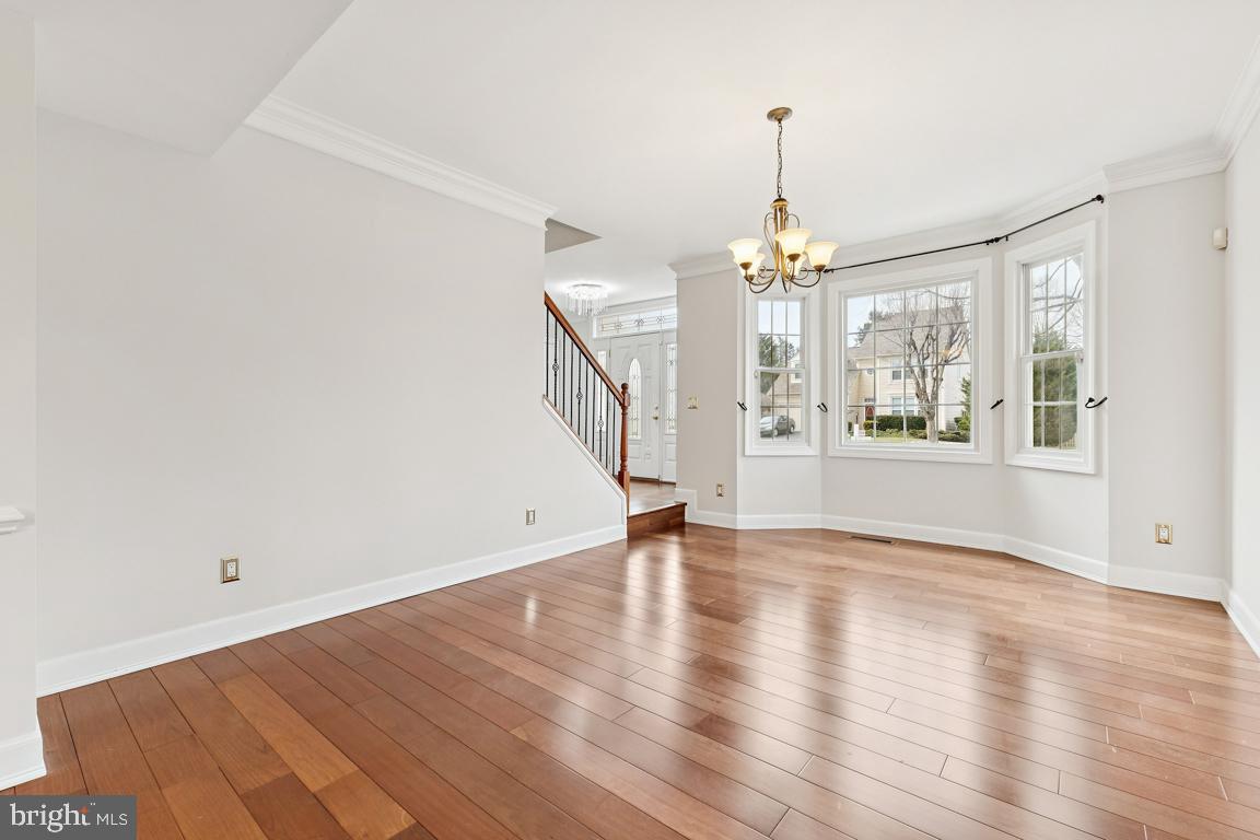 WILLOUGHBY WOODS - Residential