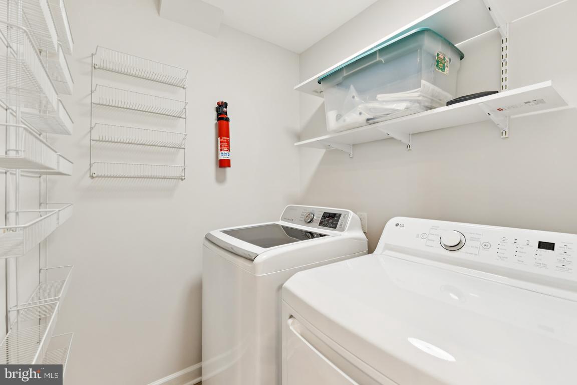 WILLOUGHBY WOODS - Residential