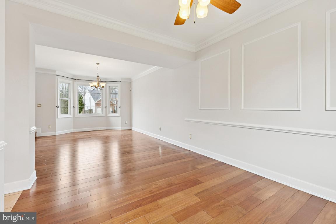 WILLOUGHBY WOODS - Residential