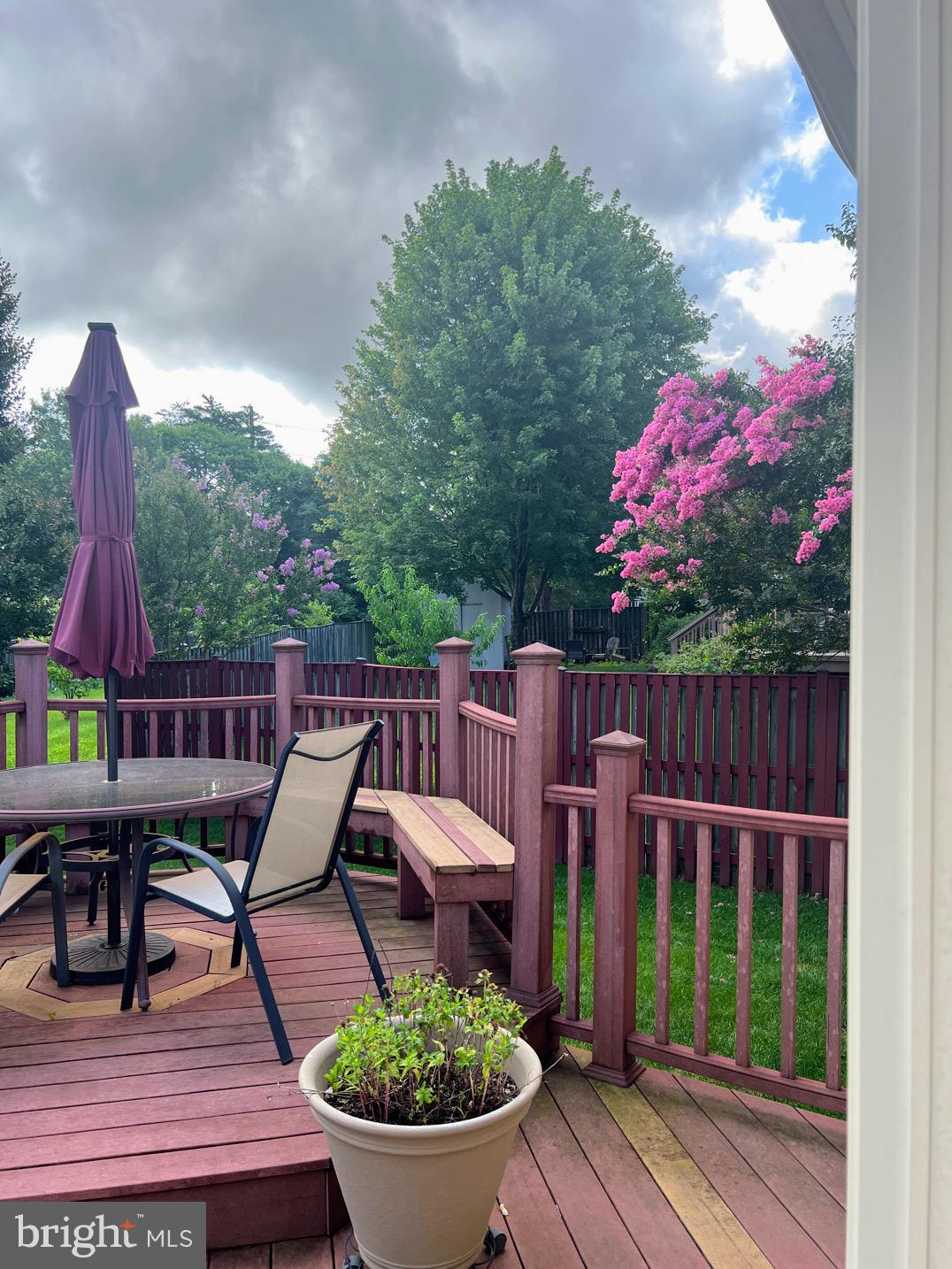 WILLOUGHBY WOODS - Residential