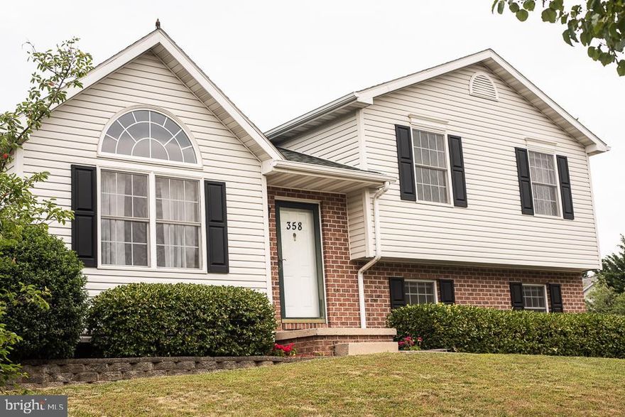 Coming Soon 4 level SPLIT Home located in sought after Heritage Hills!  Coming Saturday,  June 12, 2021! Open House Sunday, June 13, 2021 from 1:00-3:00 p.m. 
 Don't miss this one! New 700 sq. foot patio in back off Kitchen,  8/2019.  New Shutters Fall 2018.  New Roof Fall 2018.   Garage has New Door,  Heat and A/C added in 2018.   New roof on Shed 2018.  Fenced in yard for kids and pets! Listing Agent is related to Seller.