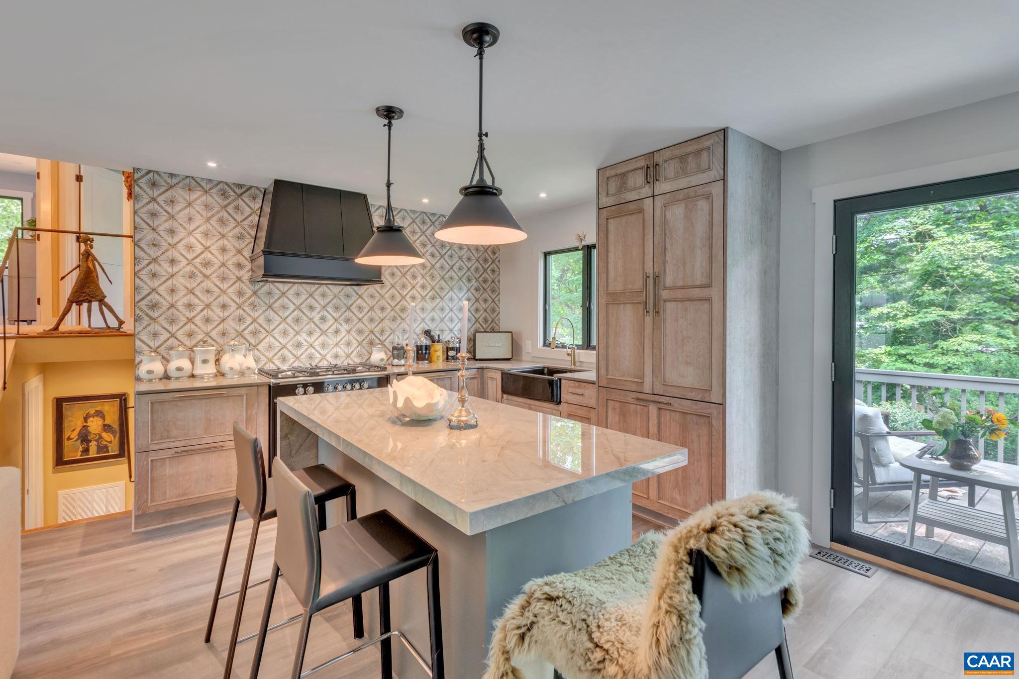 FOREST HILLS - Residential