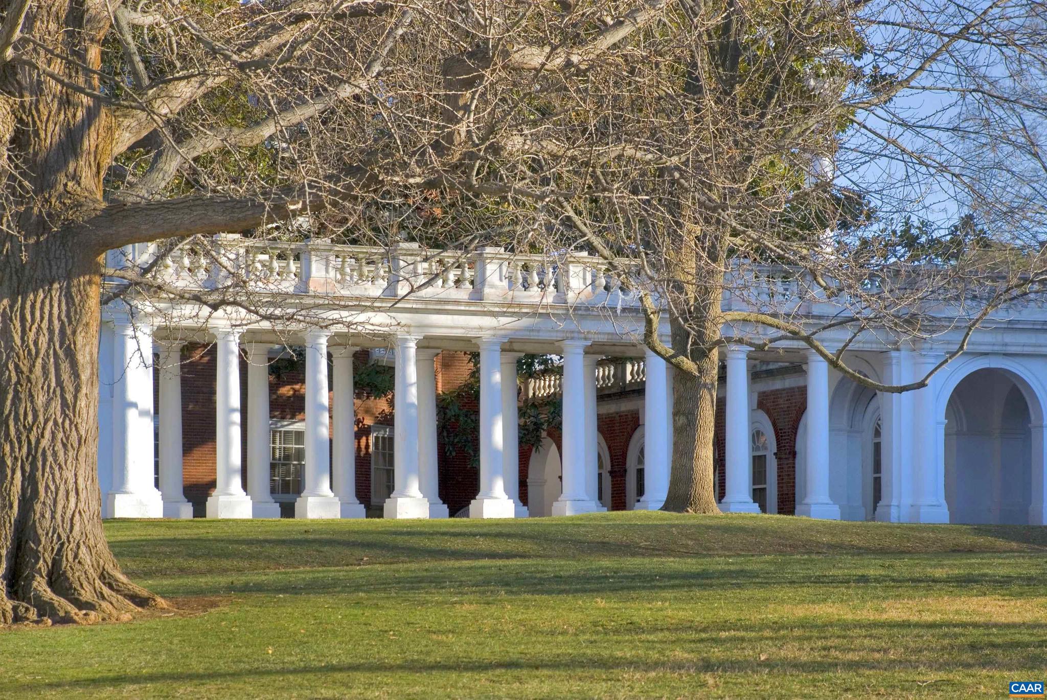 FOREST HILLS - Residential