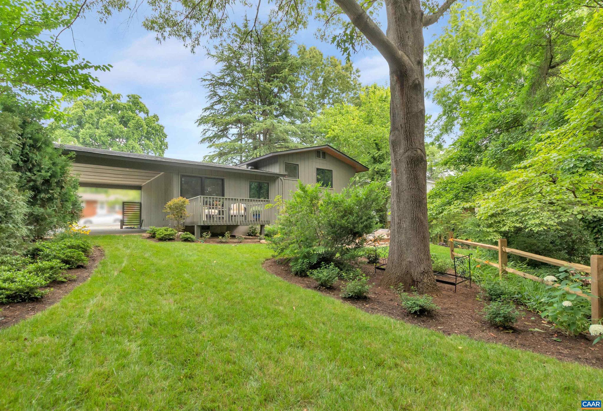 FOREST HILLS - Residential