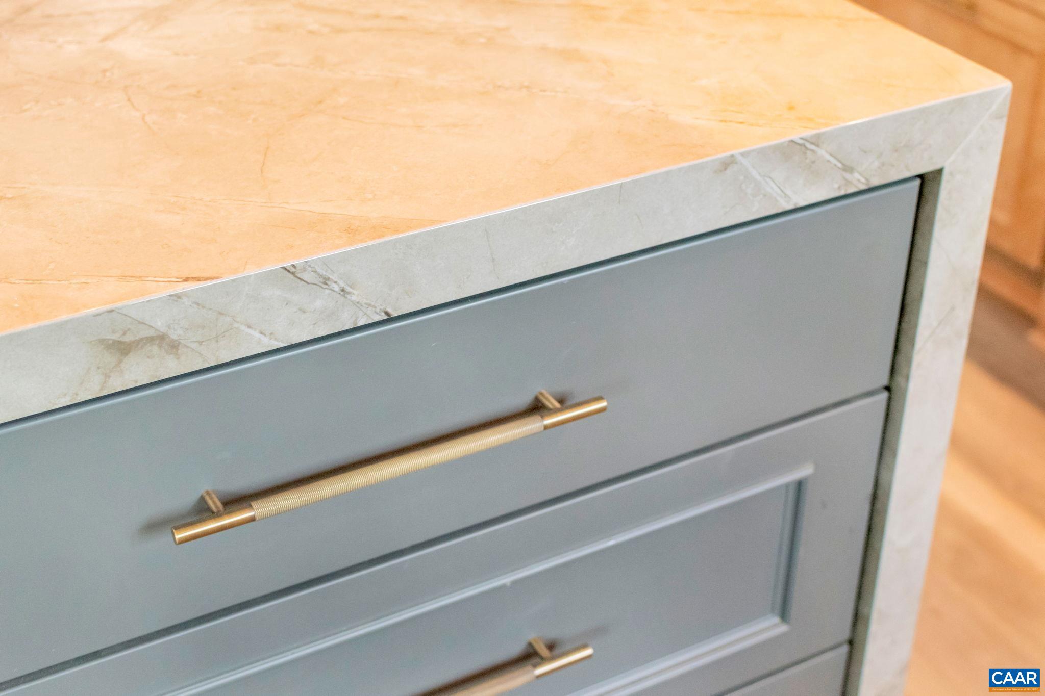 FOREST HILLS - Residential