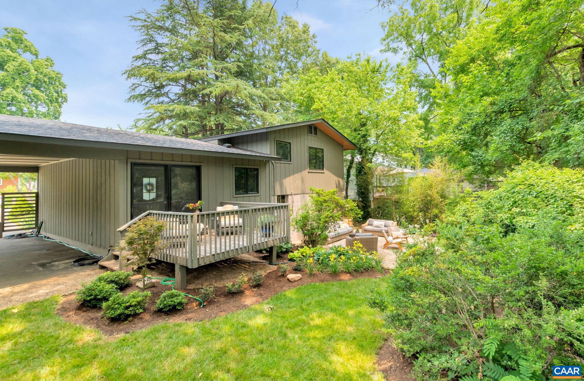 FOREST HILLS - Residential