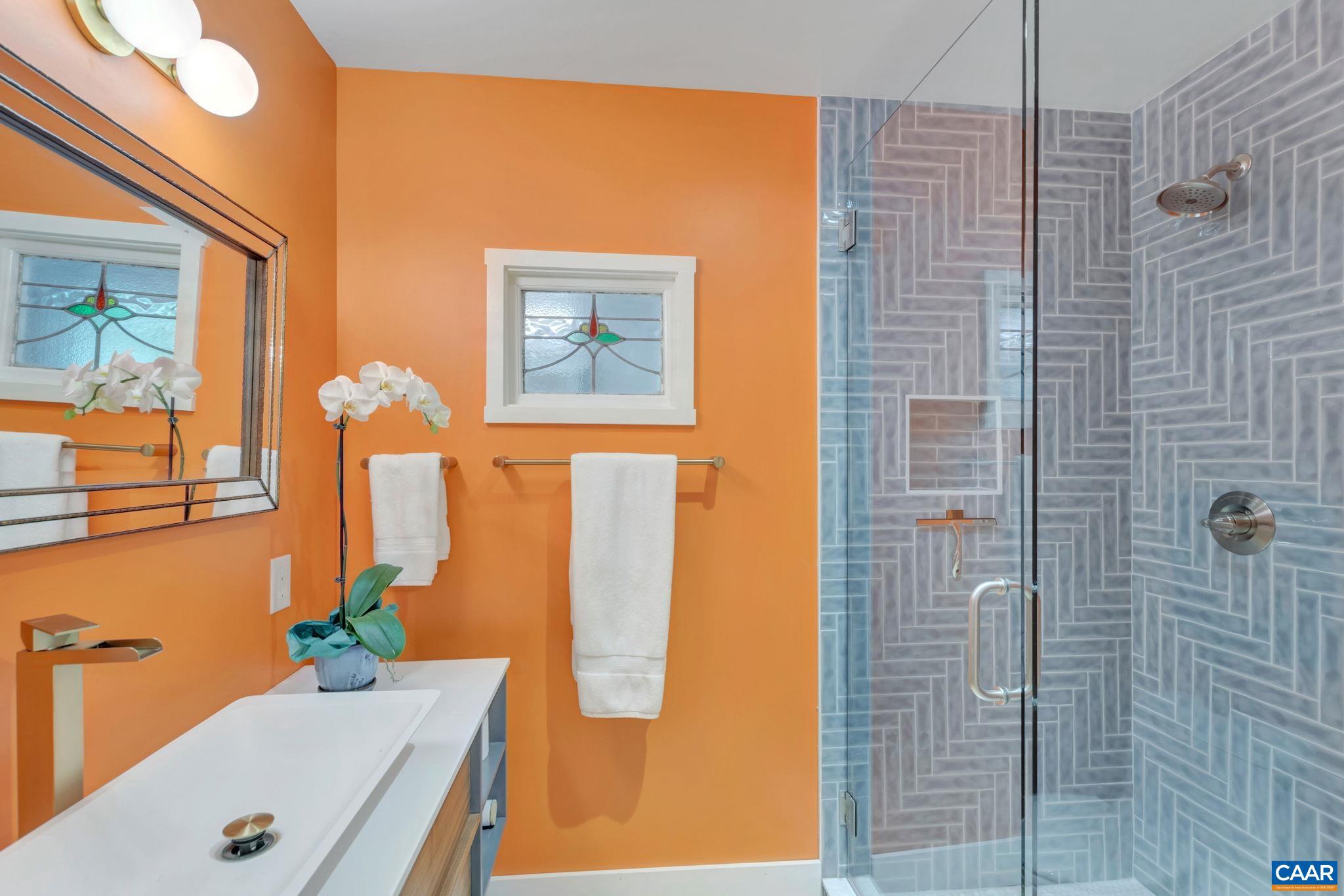 FOREST HILLS - Residential