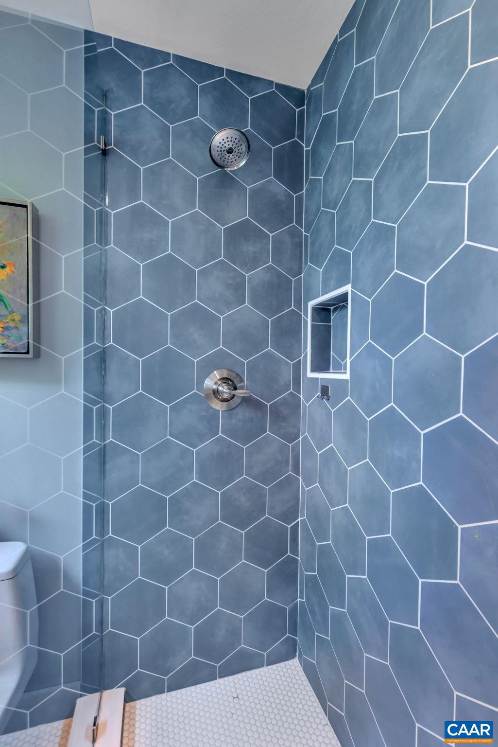 FOREST HILLS - Residential