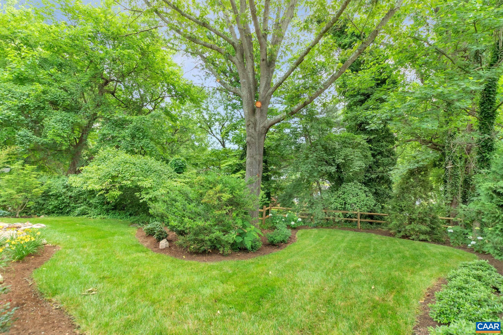 FOREST HILLS - Residential