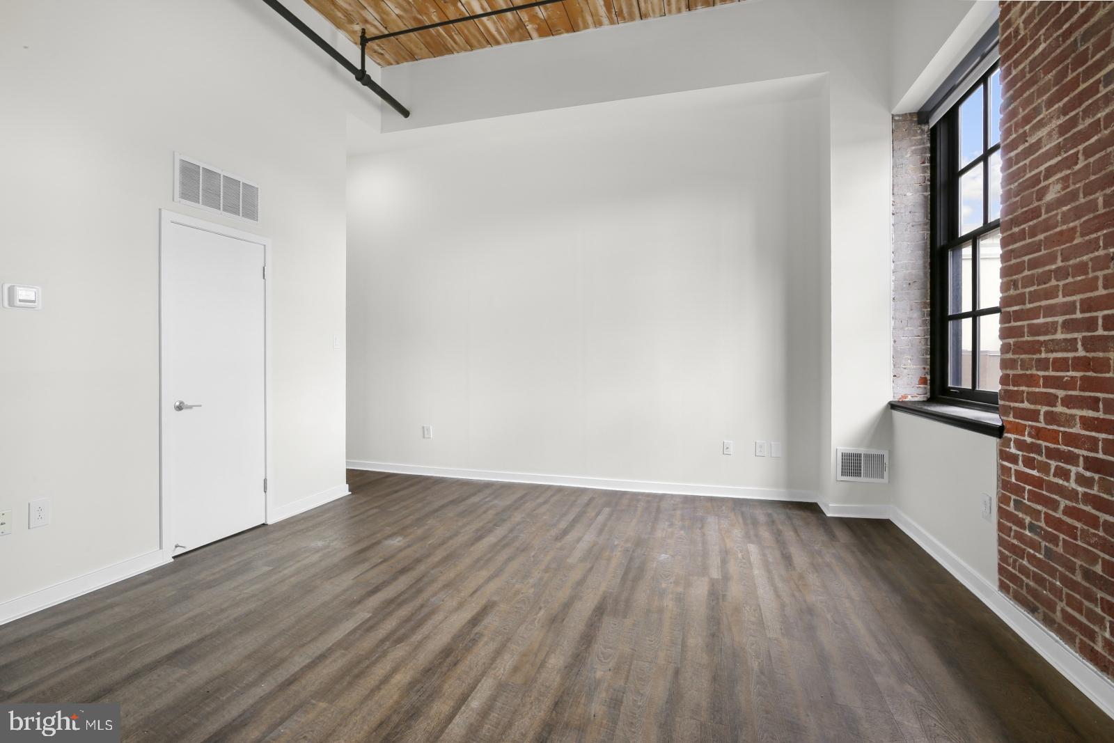 OLD CITY - Residential Lease