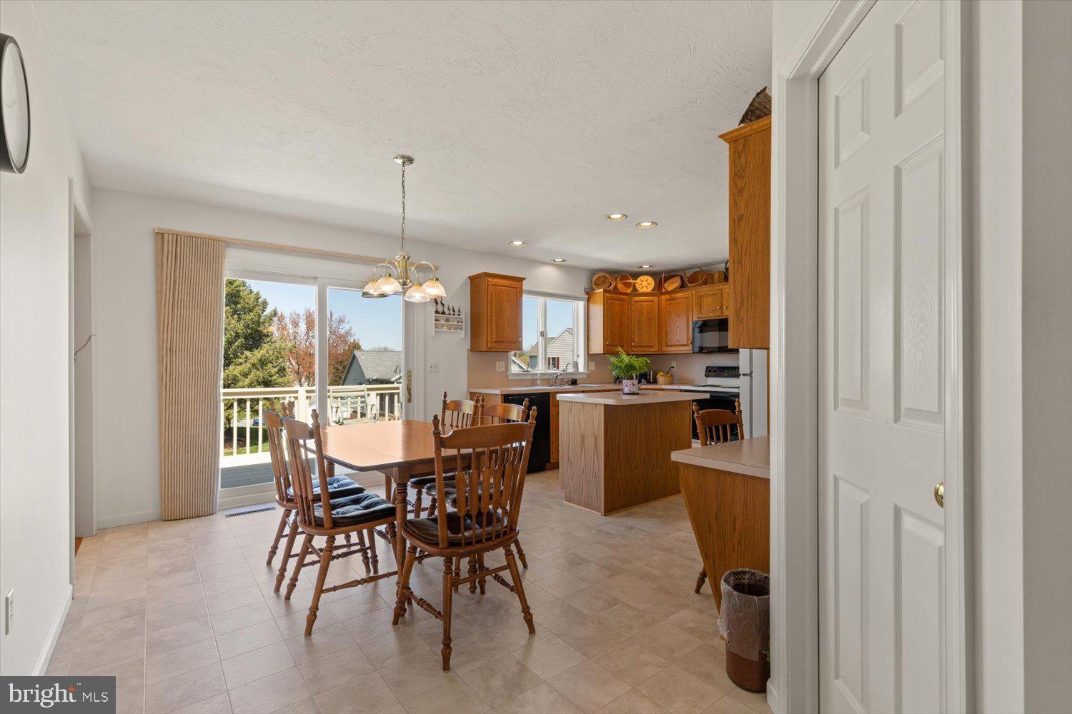 RIDGEVIEW ESTATES - Residential