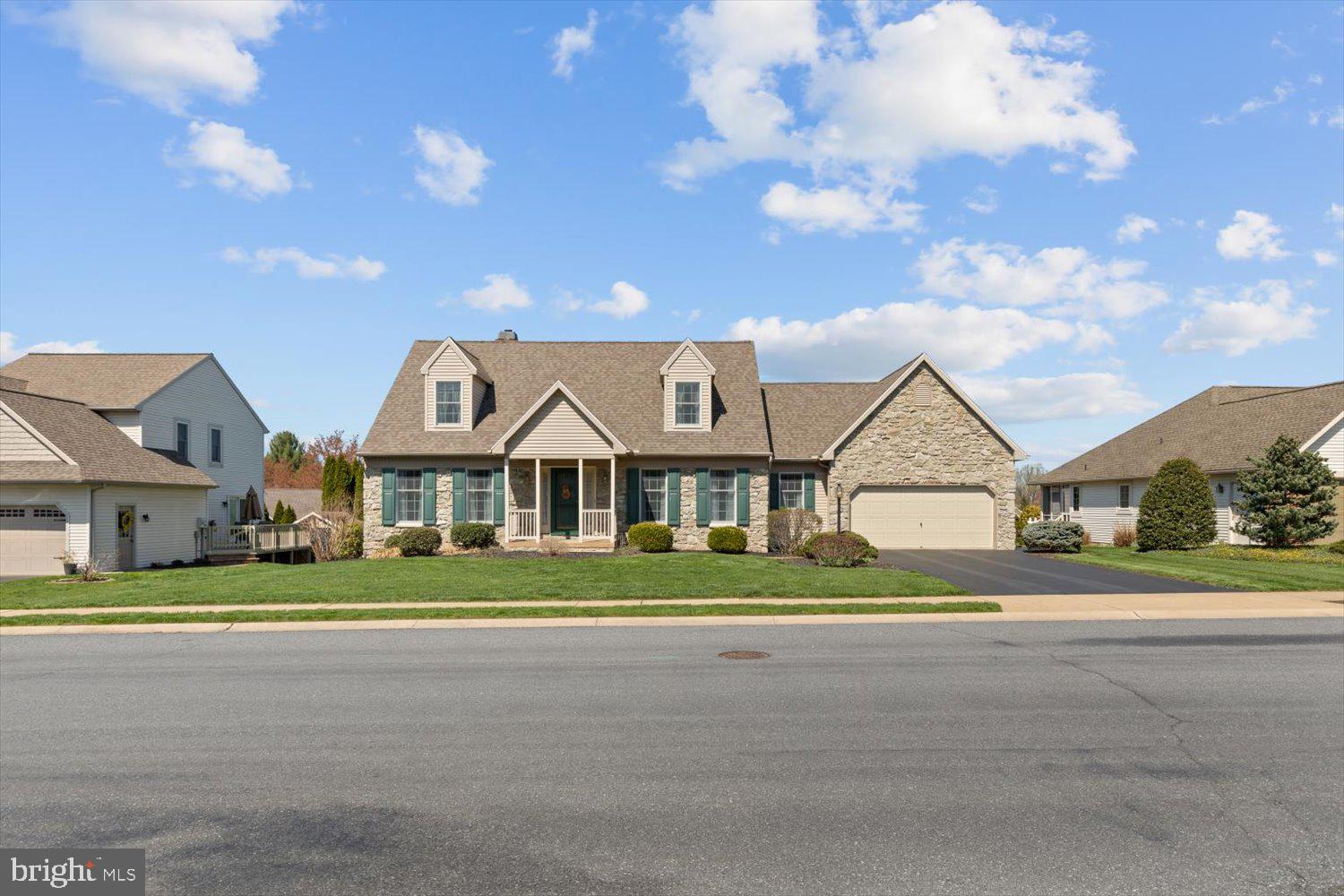 RIDGEVIEW ESTATES - Residential