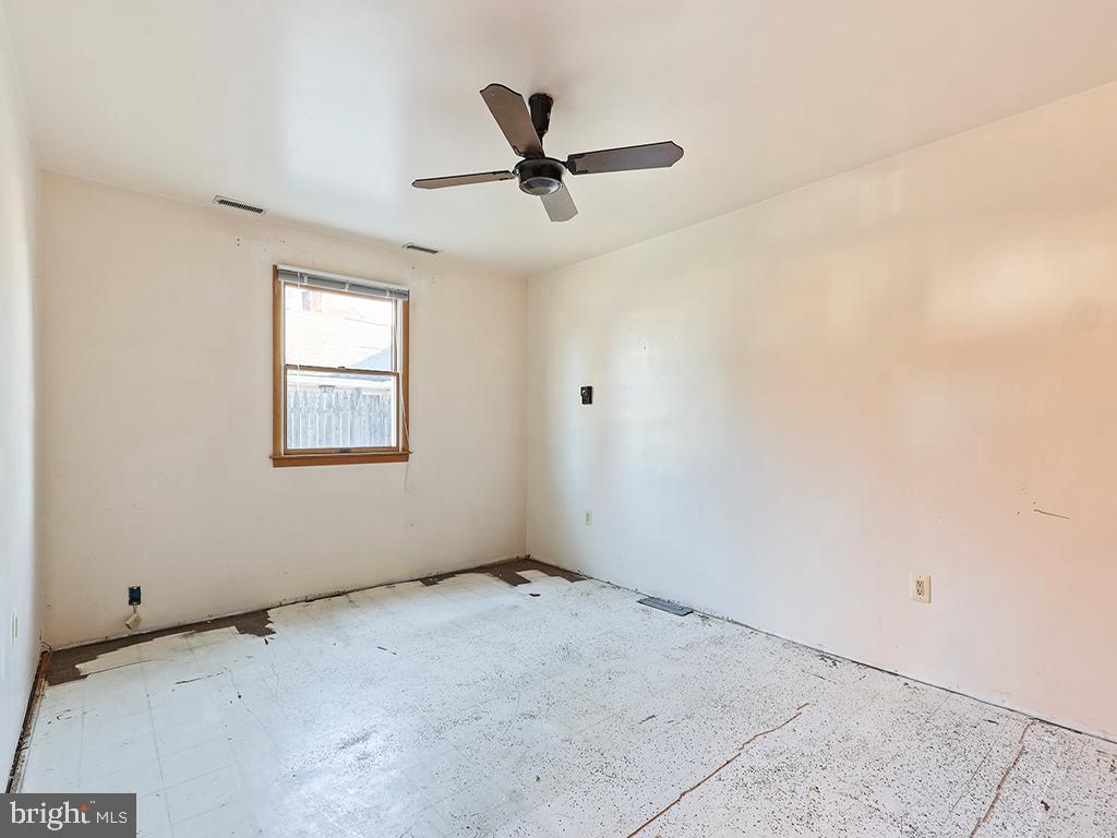 CROYDON ACRES - Residential