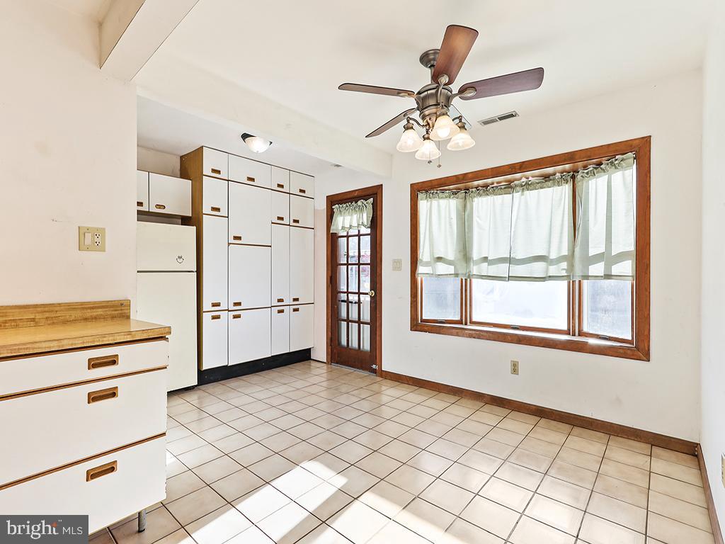 CROYDON ACRES - Residential