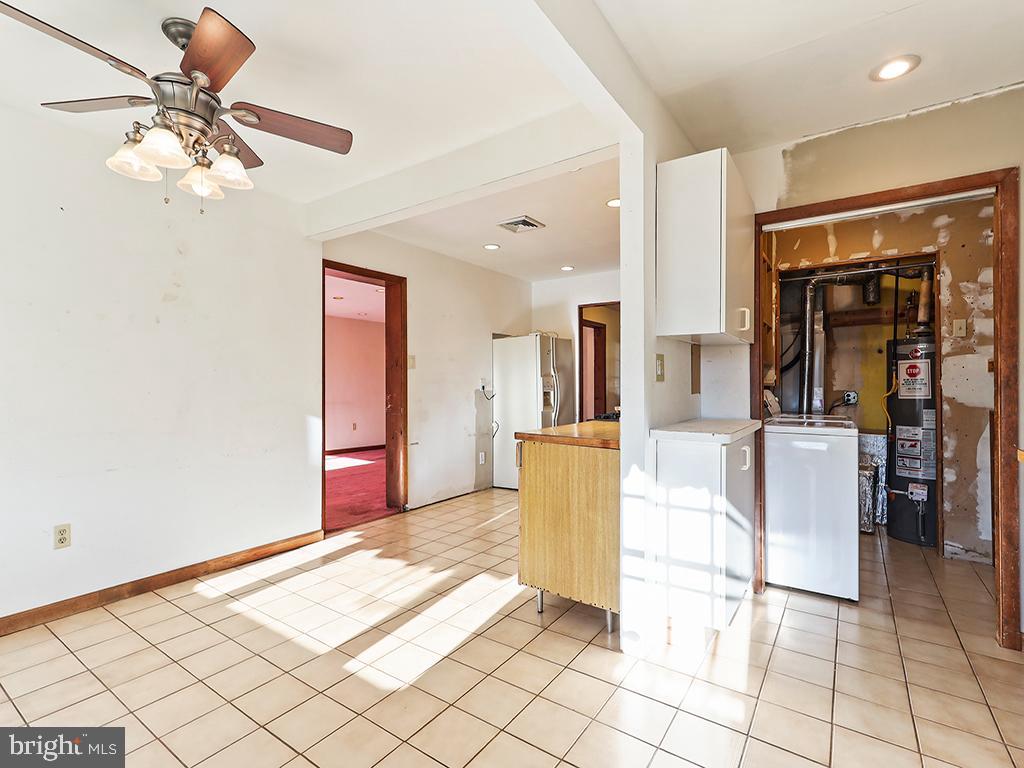 CROYDON ACRES - Residential