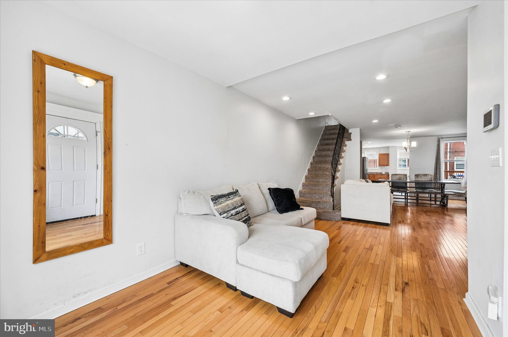 WEST OAK LANE - Residential