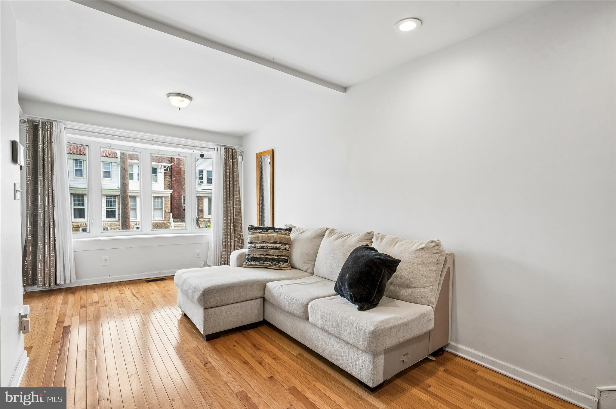 WEST OAK LANE - Residential