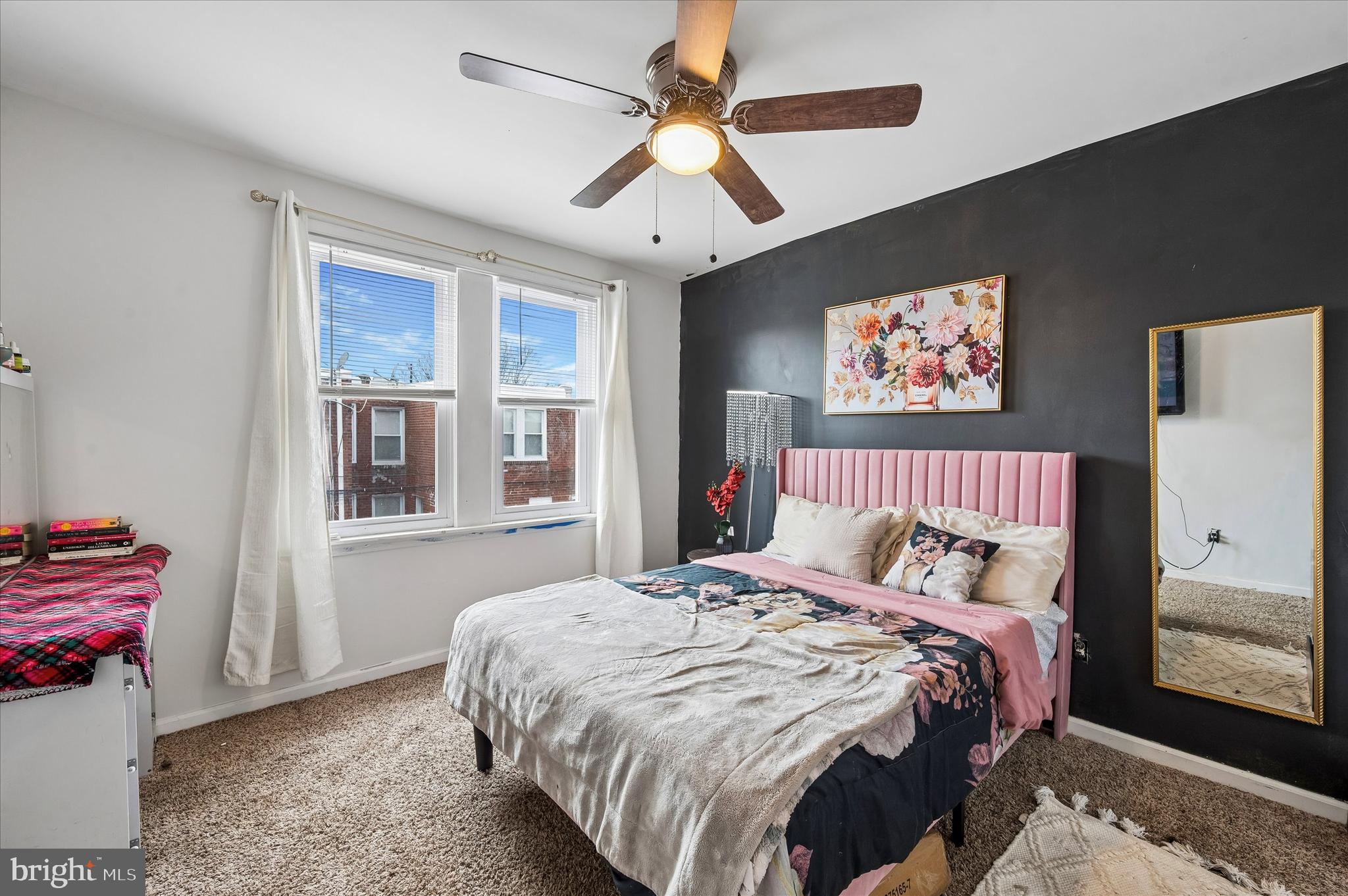 WEST OAK LANE - Residential