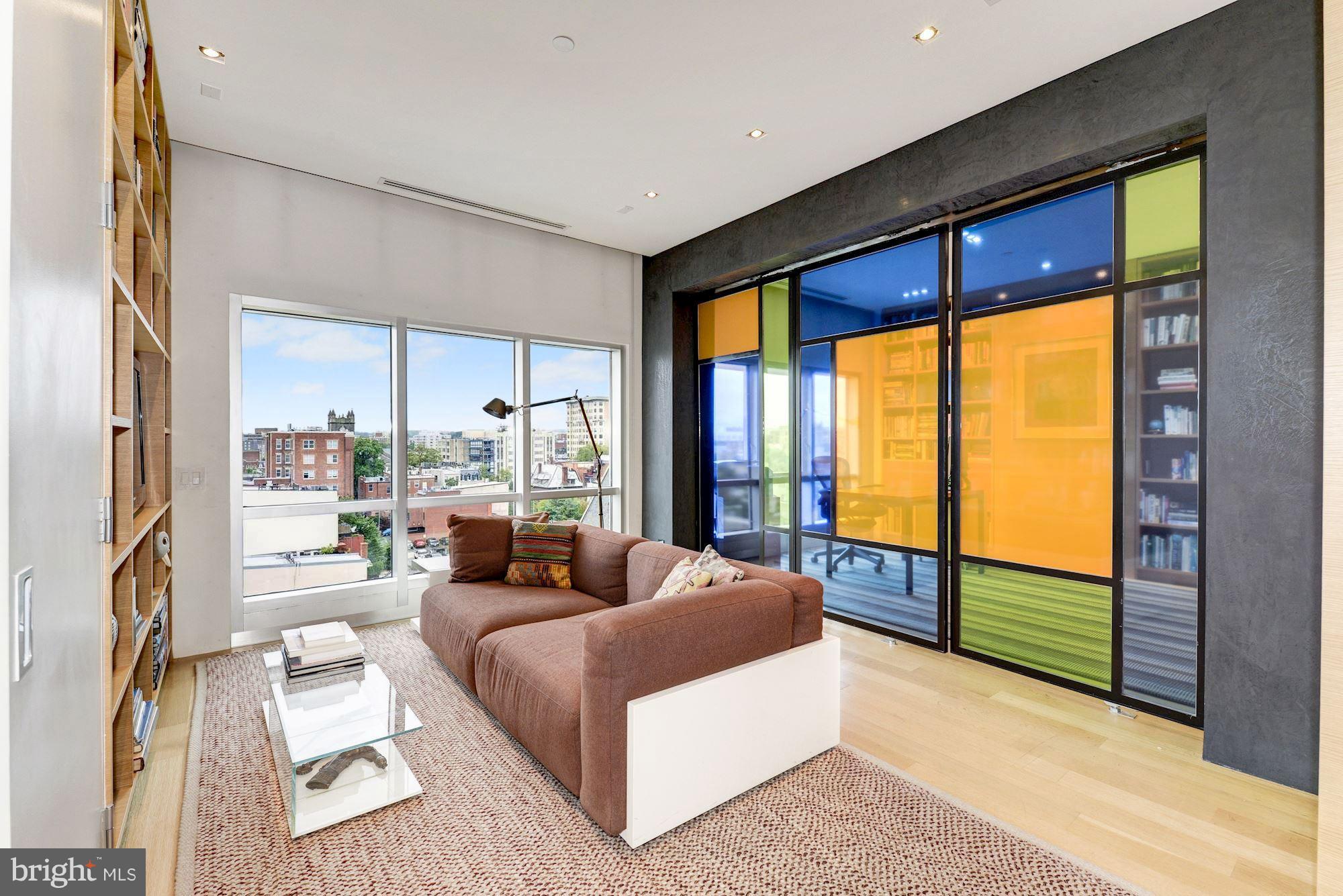 LOGAN CIRCLE - Residential