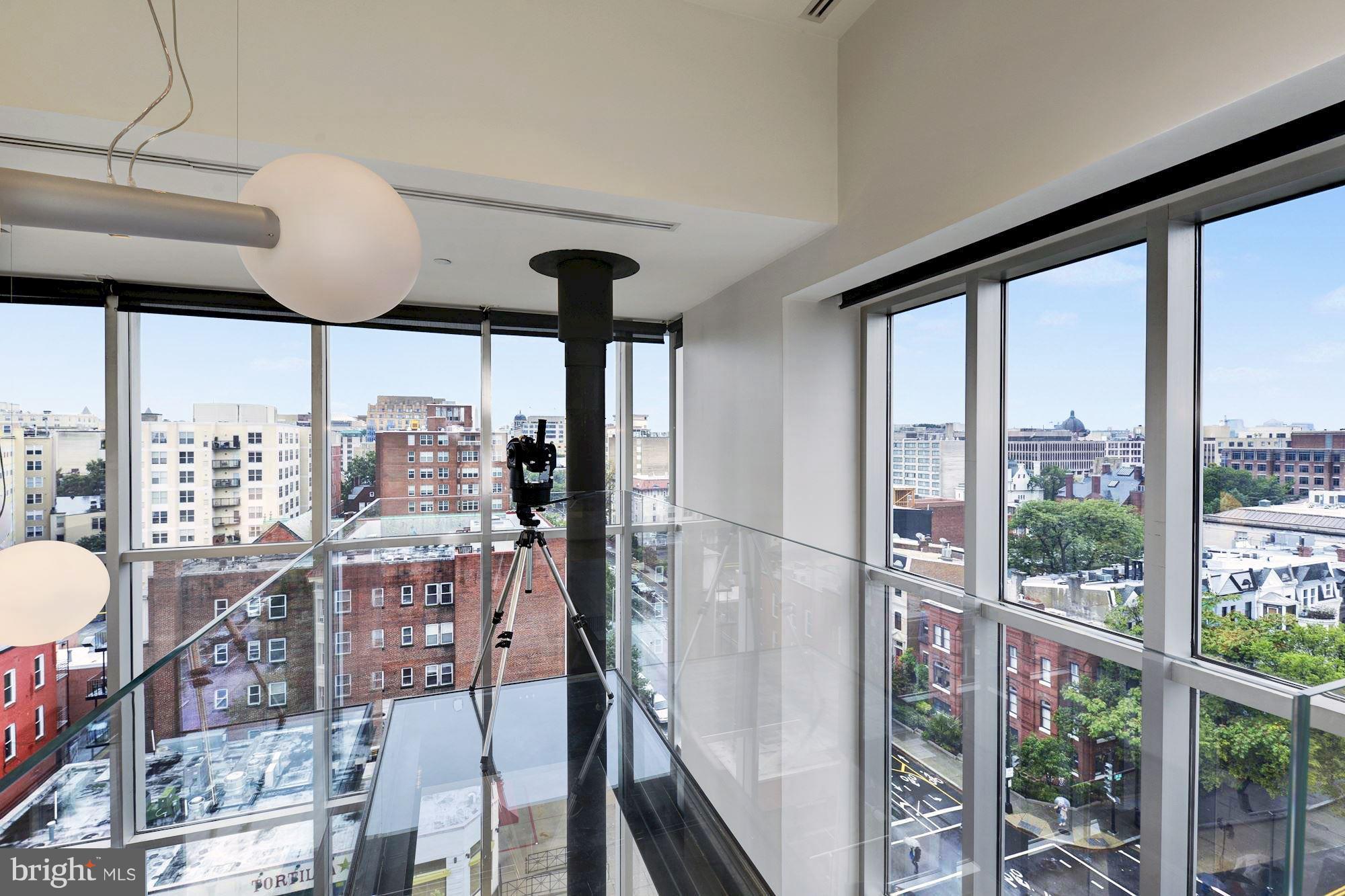 LOGAN CIRCLE - Residential