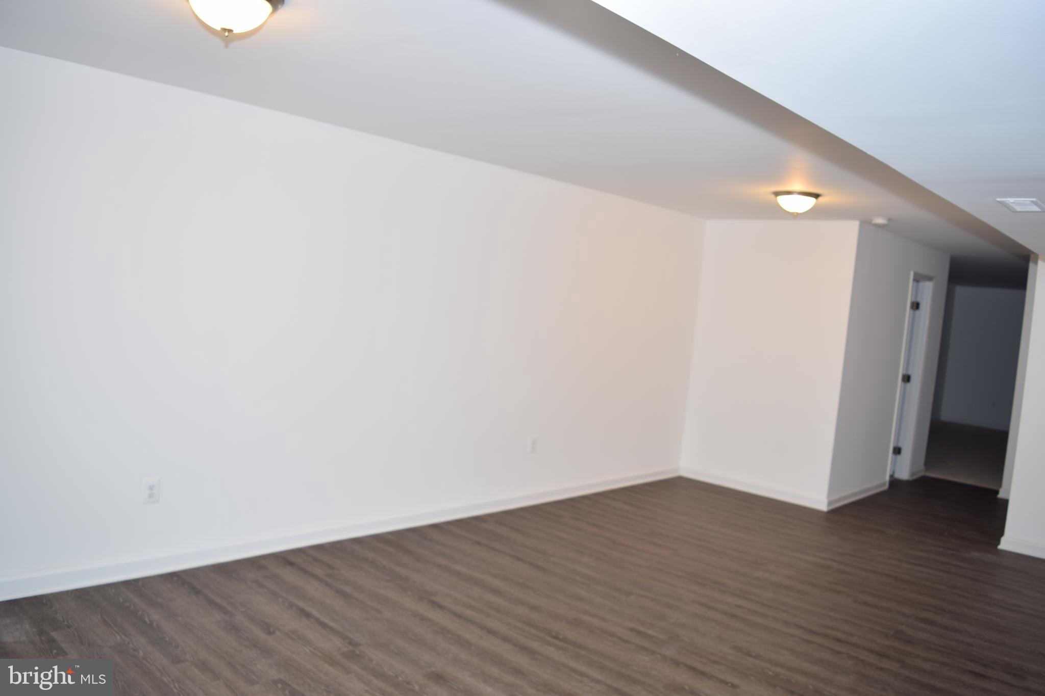 WINDEMERE ESTATES - Residential