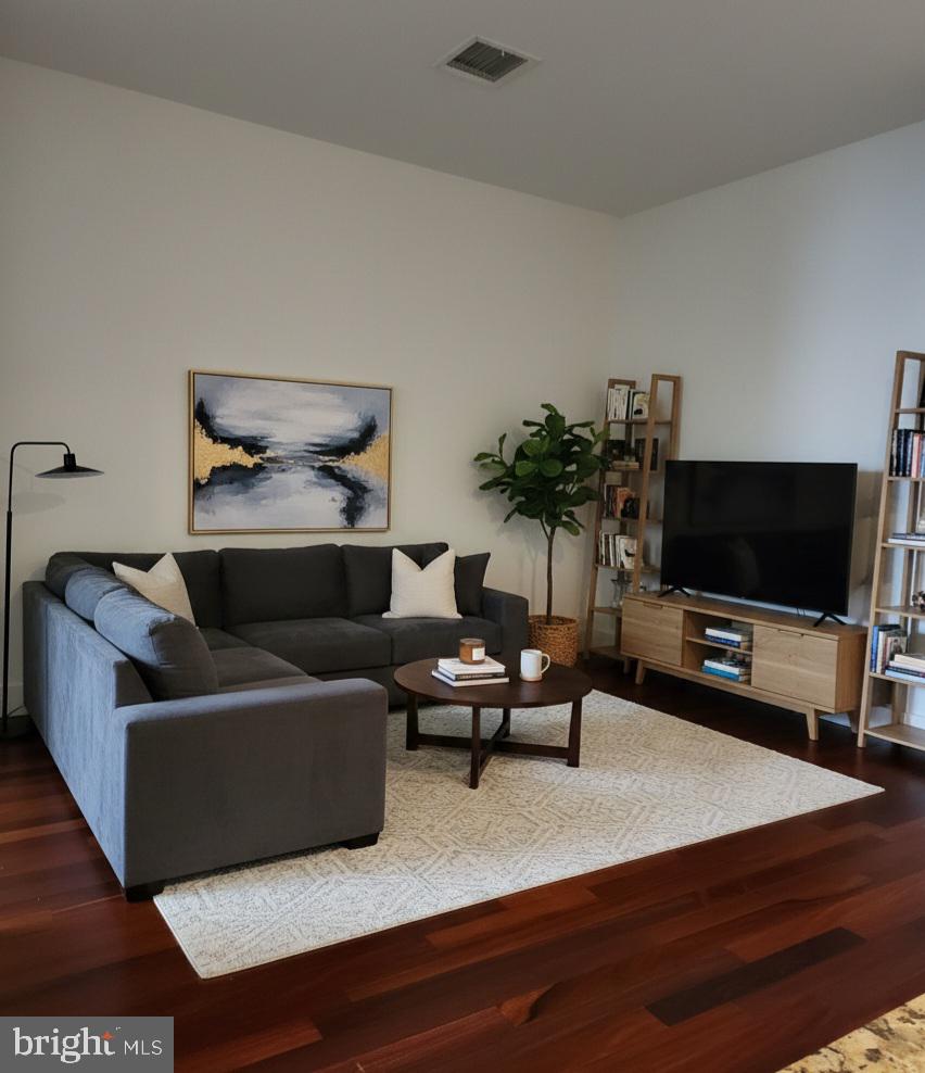 1101 LOCUST STREET 4C