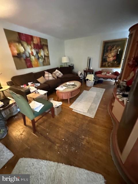2764 W COUNTRY CLUB ROAD