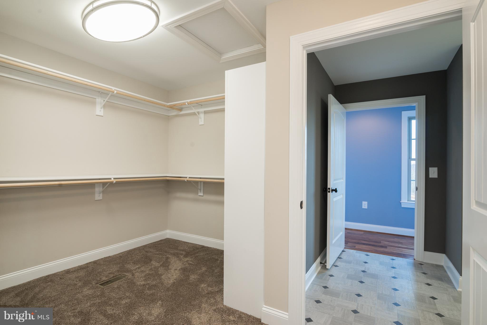 CROSSINGS ON THE POTOMAC - Residential