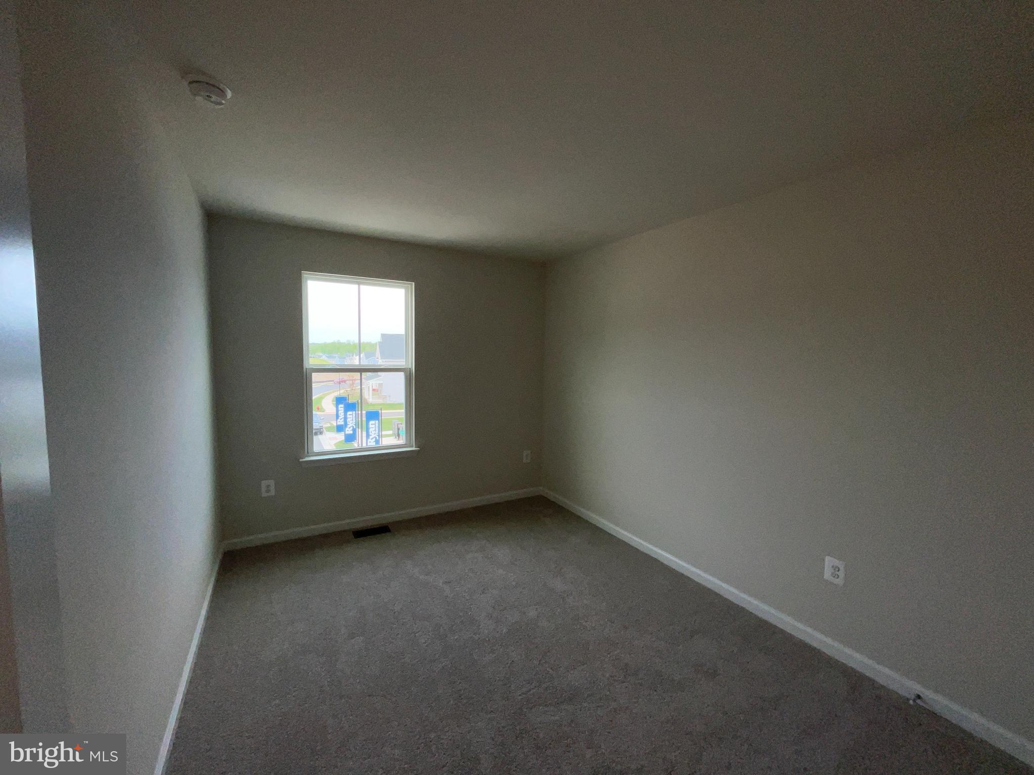 COURTHOUSE COMMONS - Residential Lease