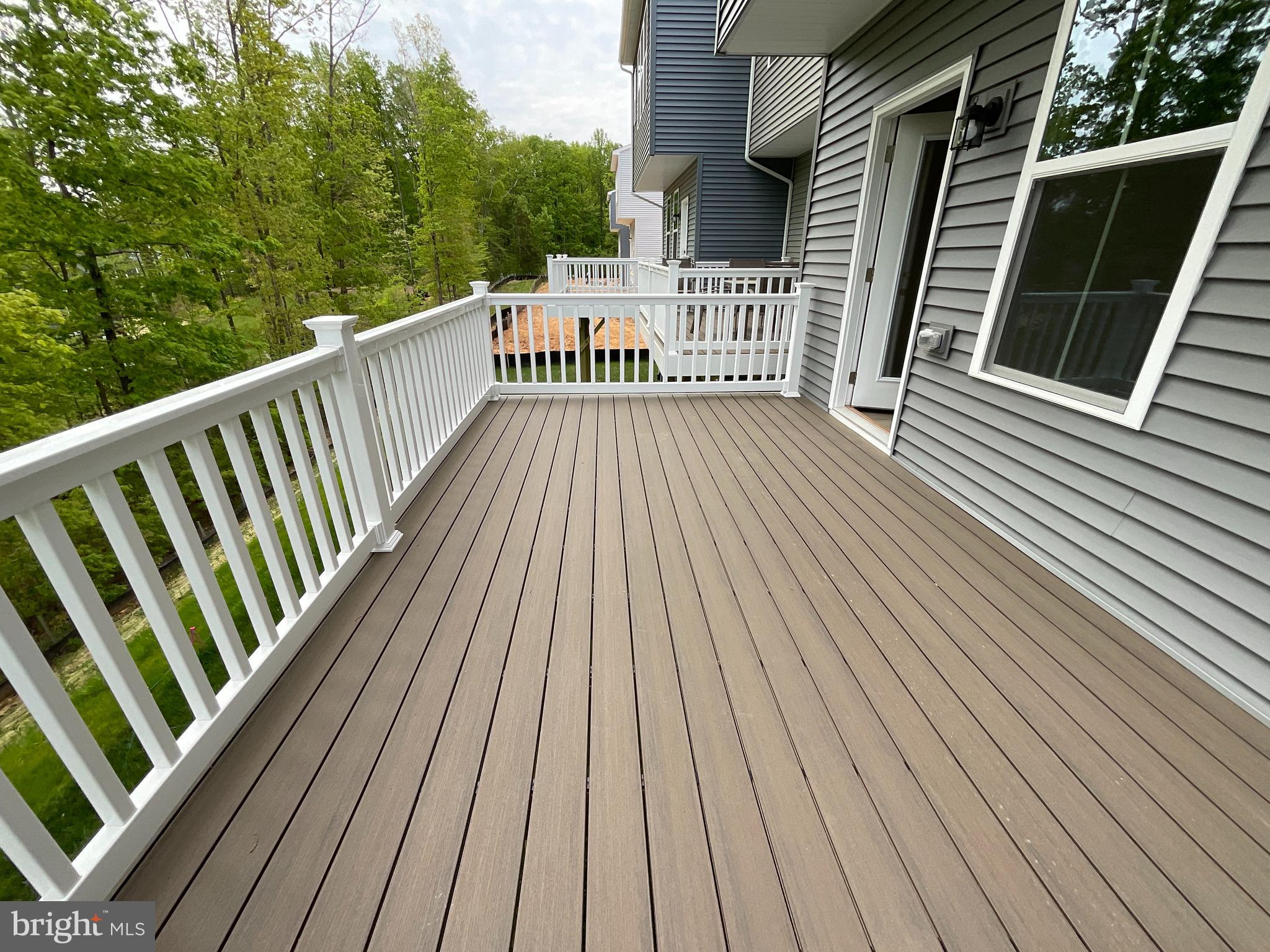 COURTHOUSE COMMONS - Residential Lease