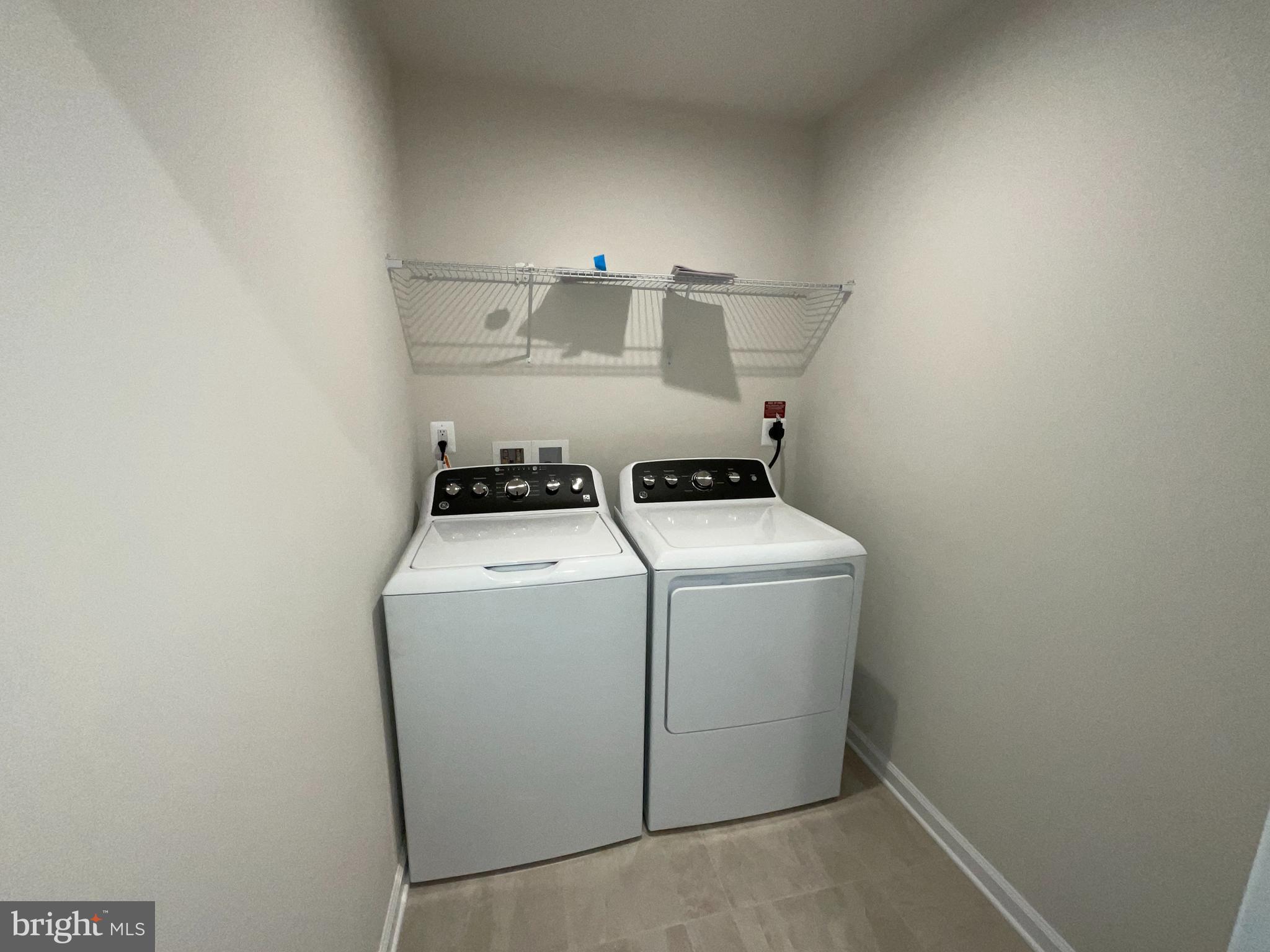 COURTHOUSE COMMONS - Residential Lease