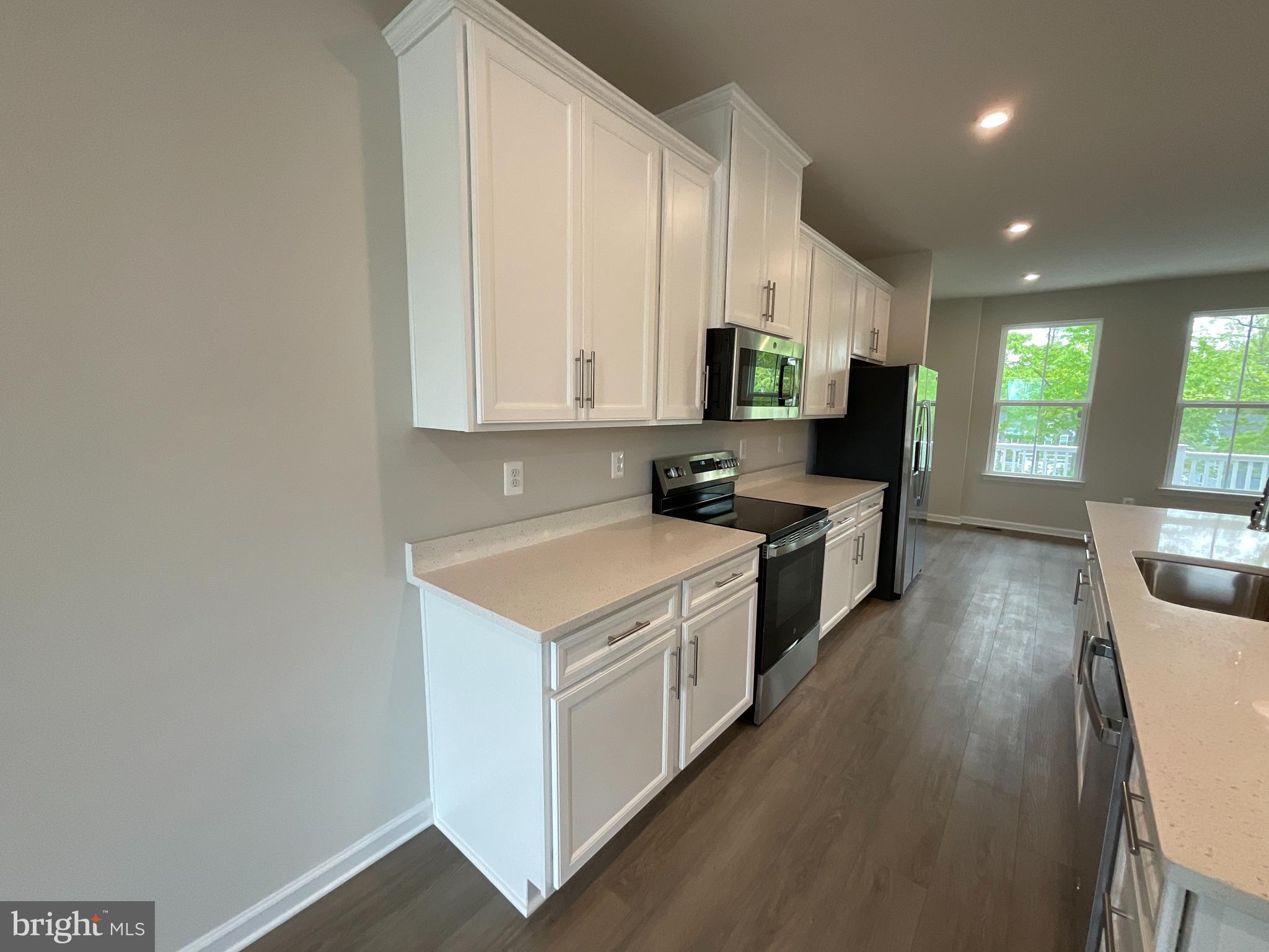 COURTHOUSE COMMONS - Residential Lease