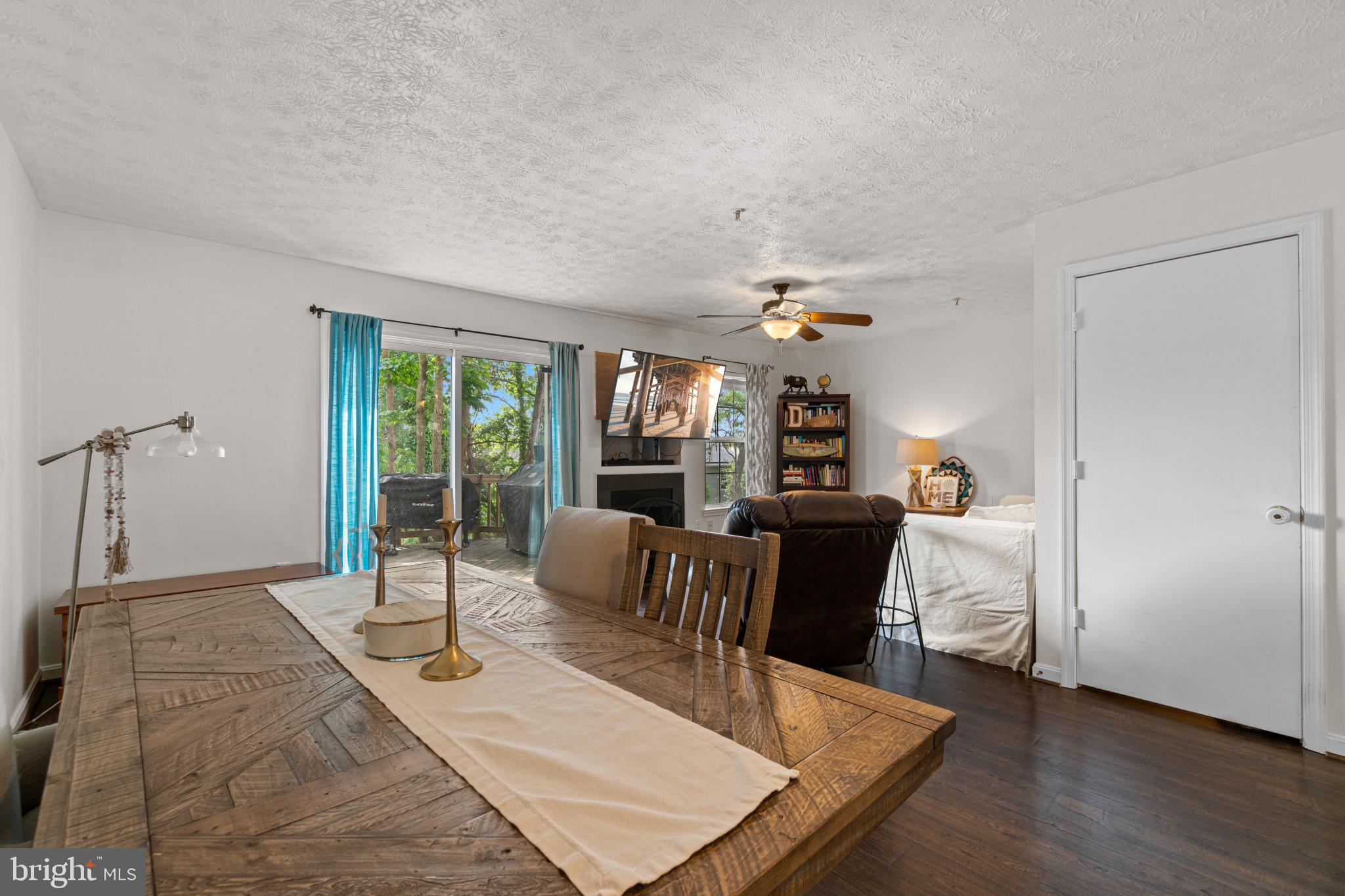 OXFORD LANDING - Residential