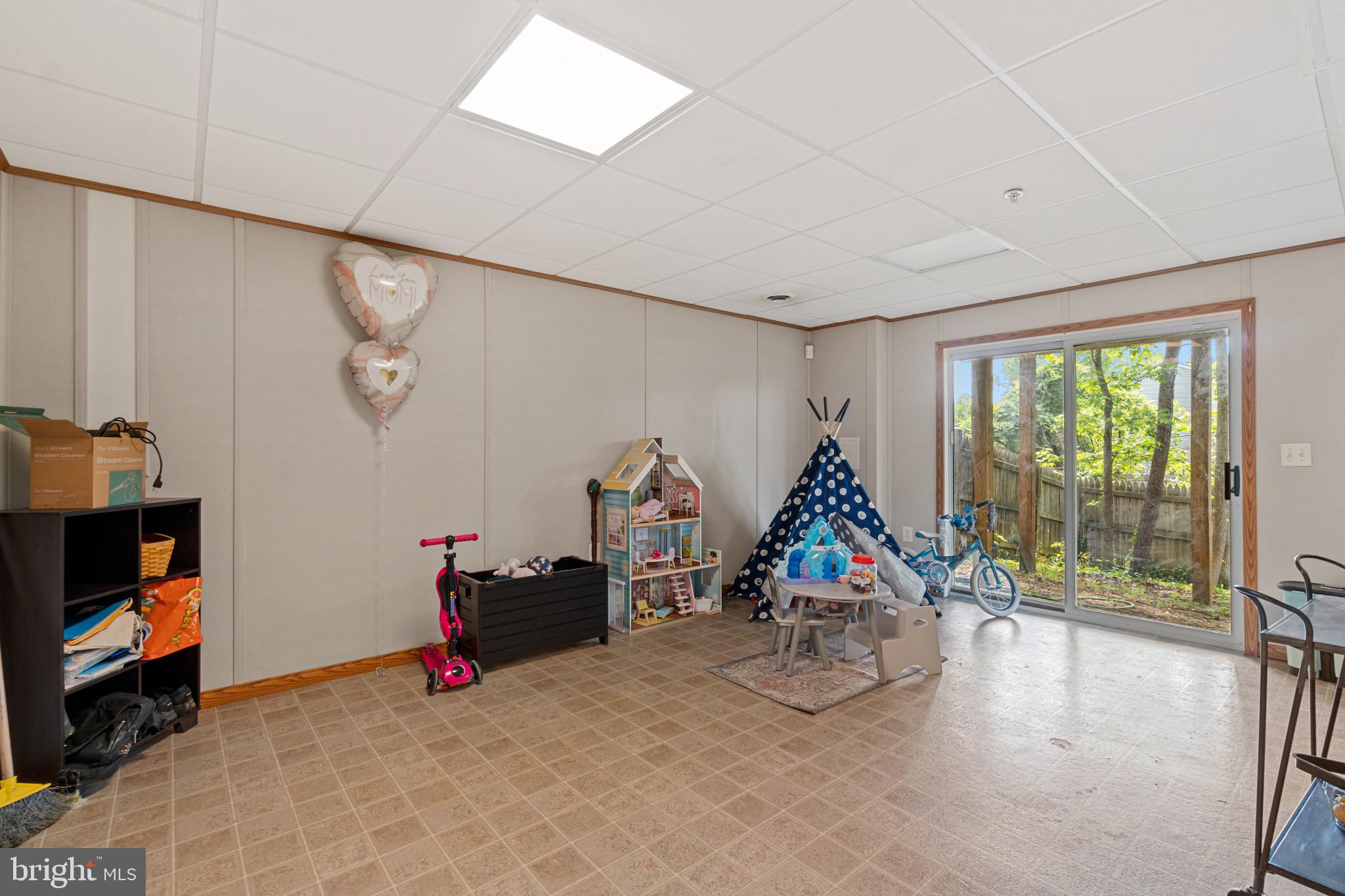 OXFORD LANDING - Residential