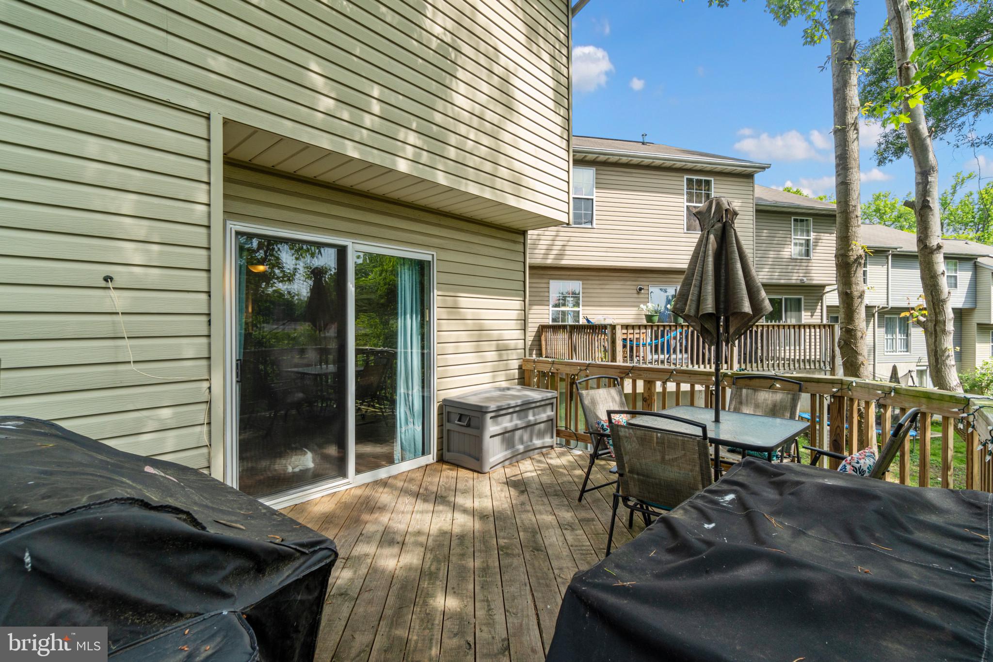 OXFORD LANDING - Residential